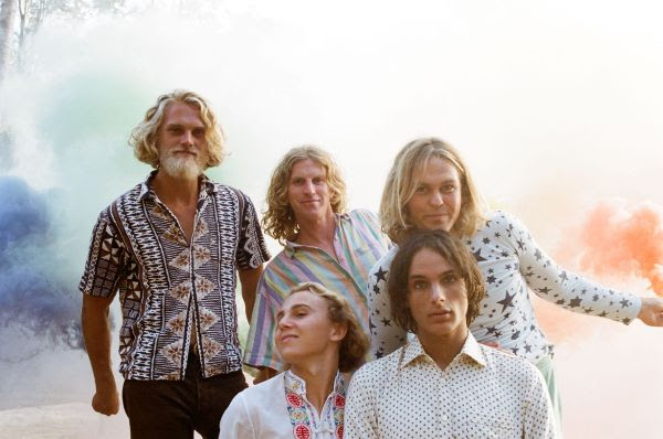 The Babe Rainbow - 'Many Moons Of Love'