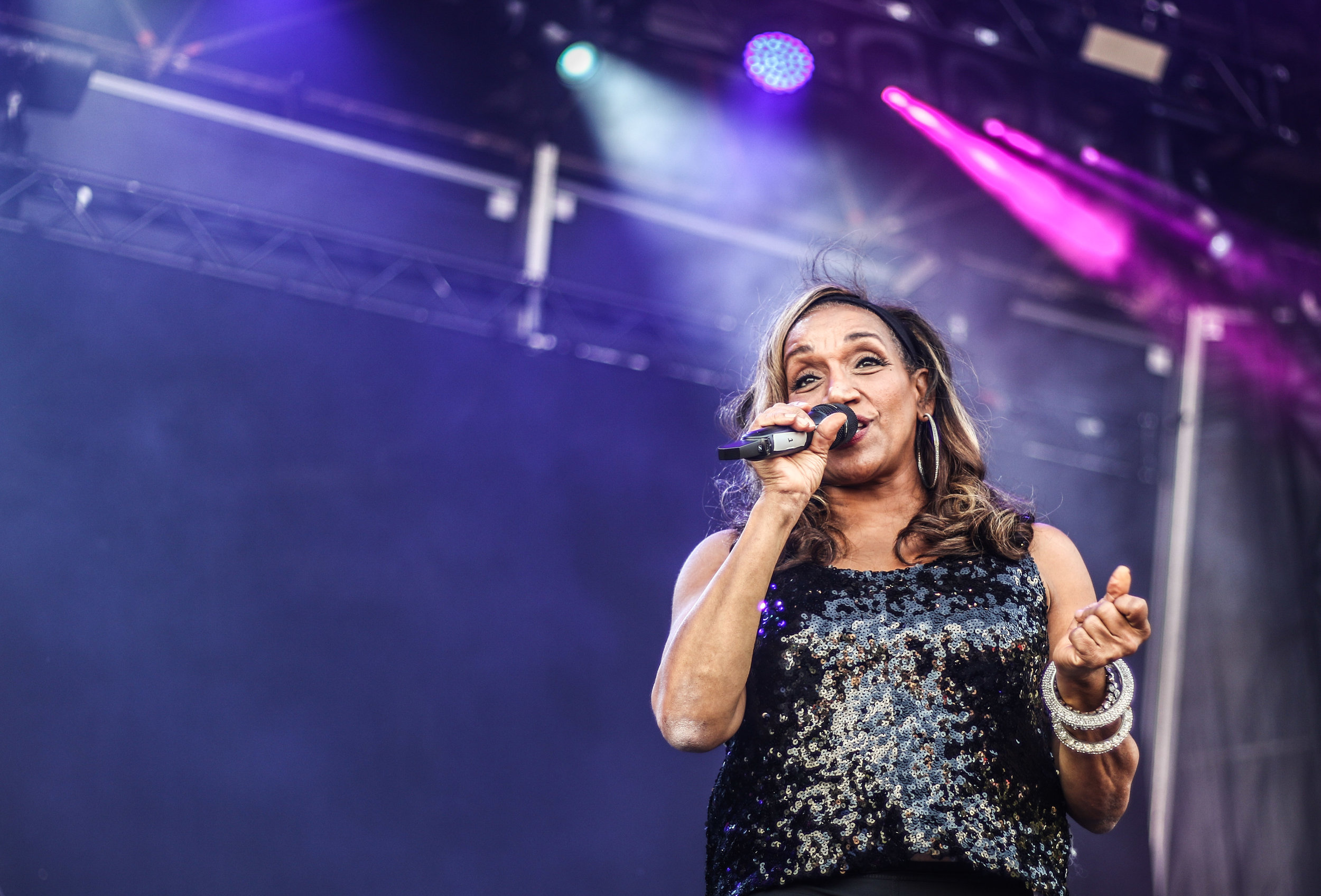 Sister Sledge - Hardwick Live - 18-19-08.19-2.jpg
