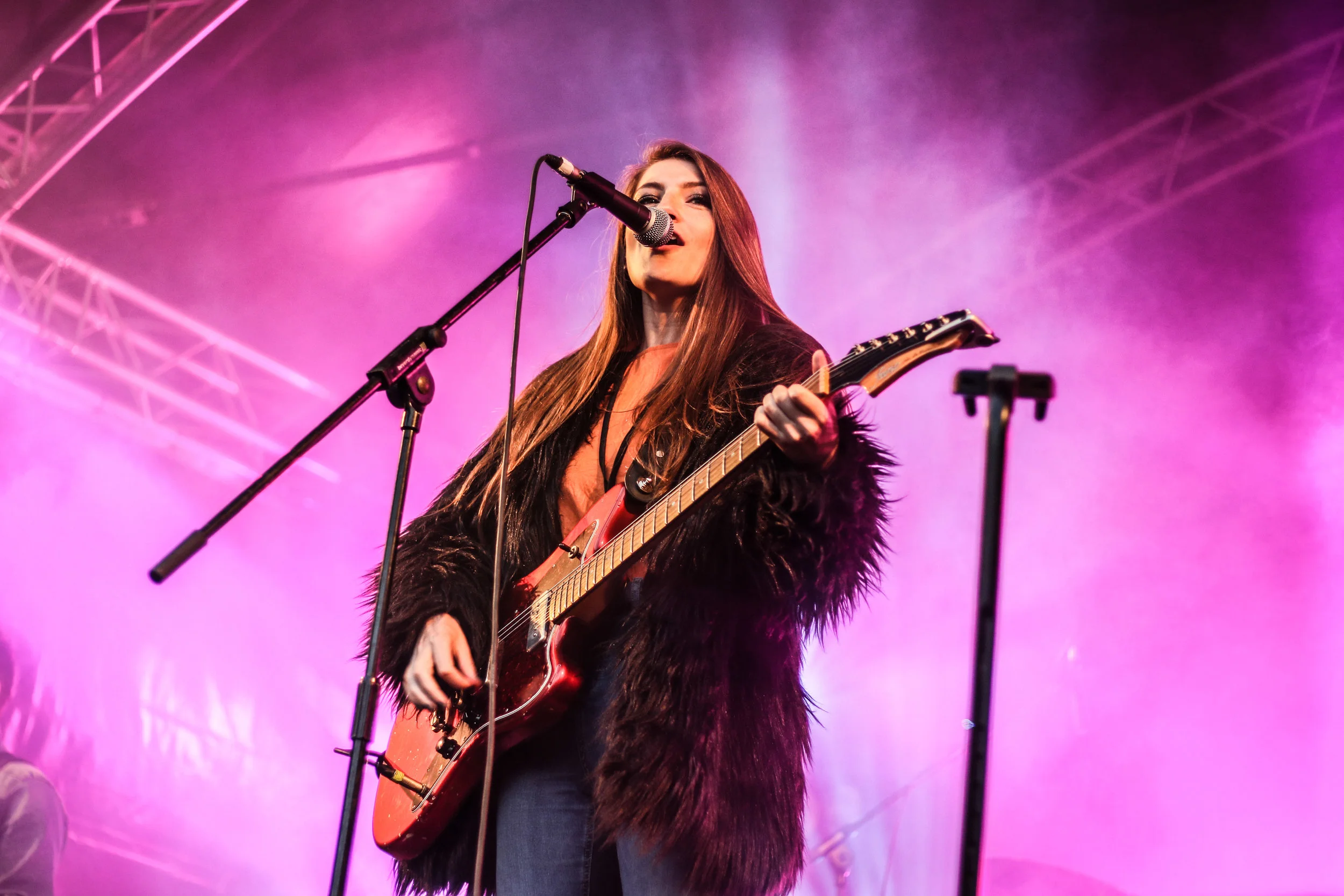 Catherine McGrath - Hardwick Live - 18-19-08.19-1.jpg