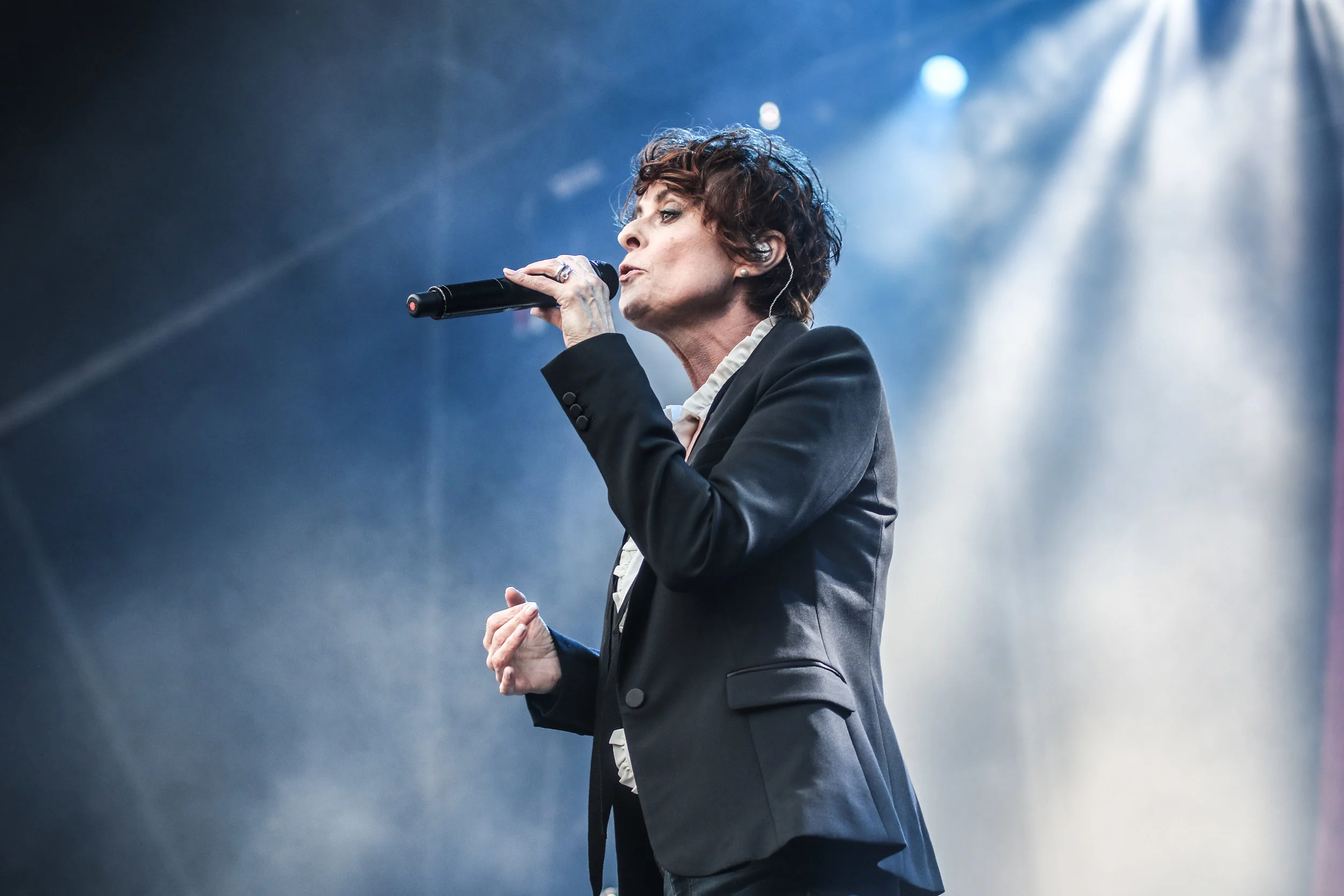 Lisa Stansfield - Hardwick Live - 18-19-08.19-3.jpg