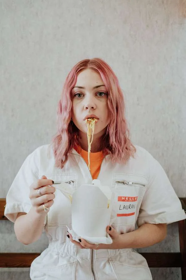 EP Review: Lauran Hibberd - 'Everything Is Dogs'