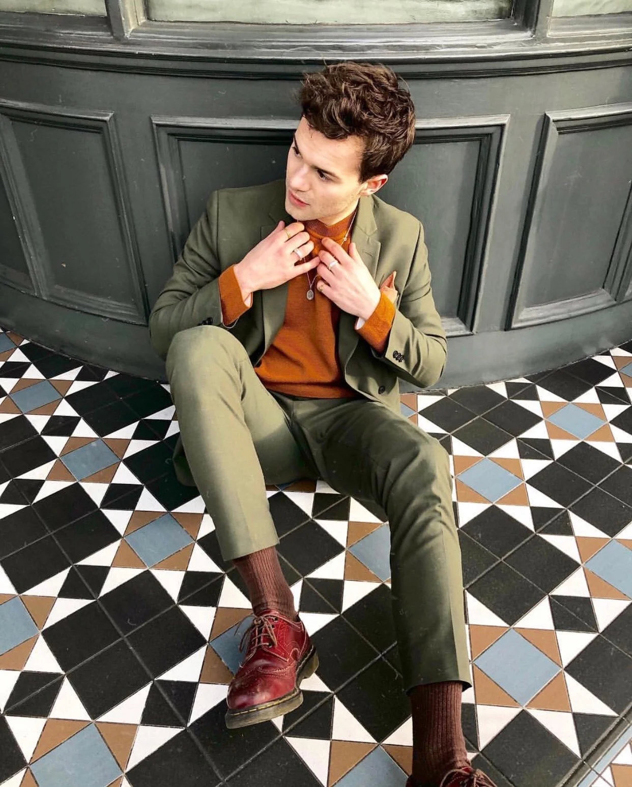 Video Premiere: George Pelham - 'What A Time To Be Alive'