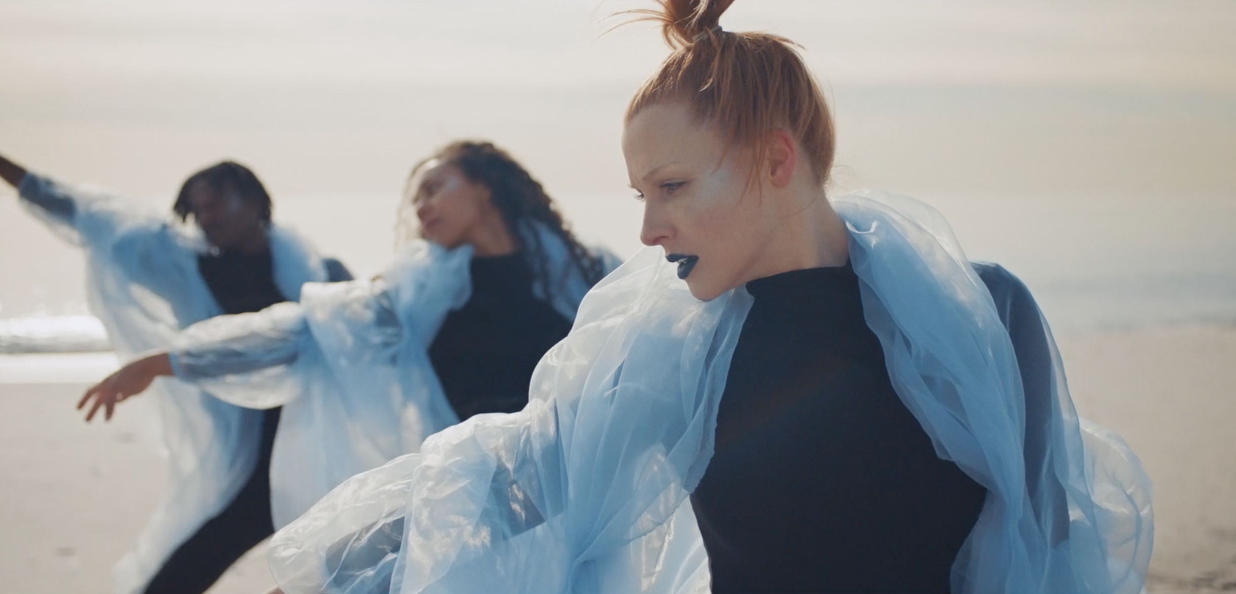 The Artist Explains: Vôx Ve - 'Sad Surfing'