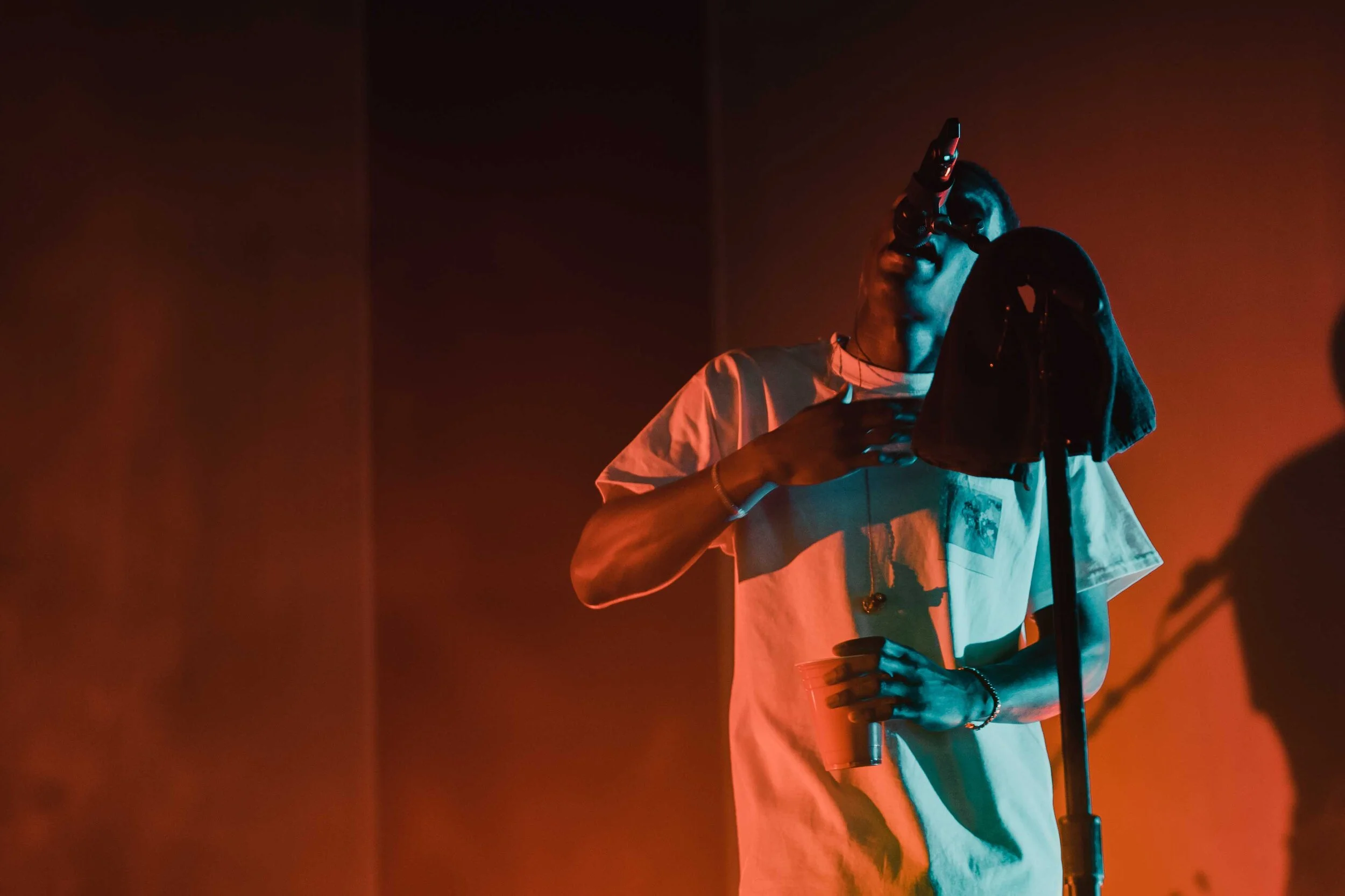 Daniel_Caesar_3222.jpg