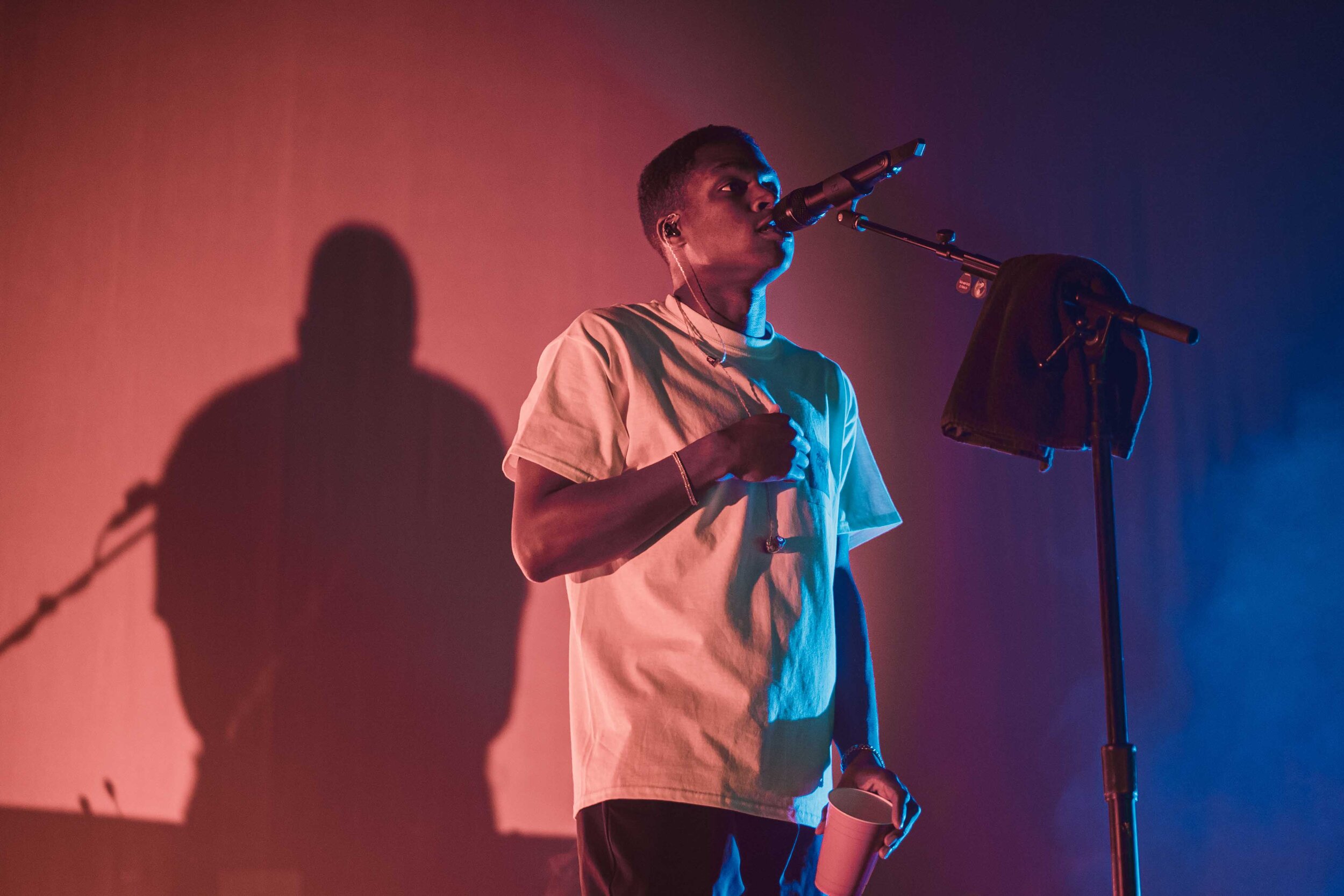 Daniel_Caesar_3226.jpg