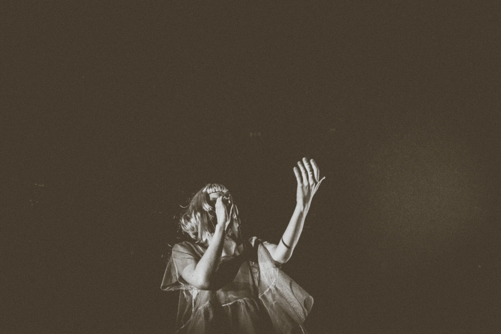 Aurora - Roundhouse - London 11.11.2019-28.jpg