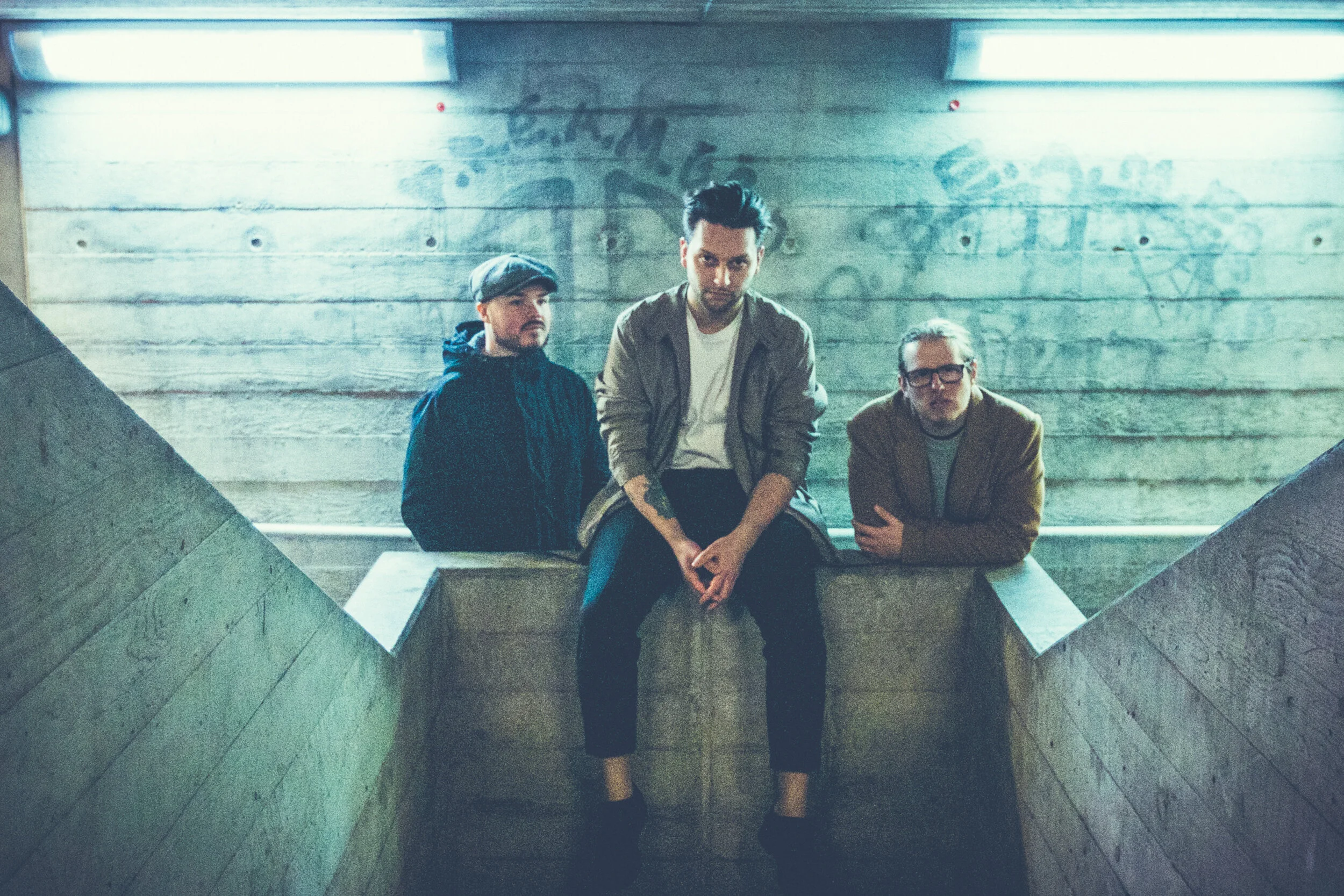 Glass Peaks - 'Never Really Left'