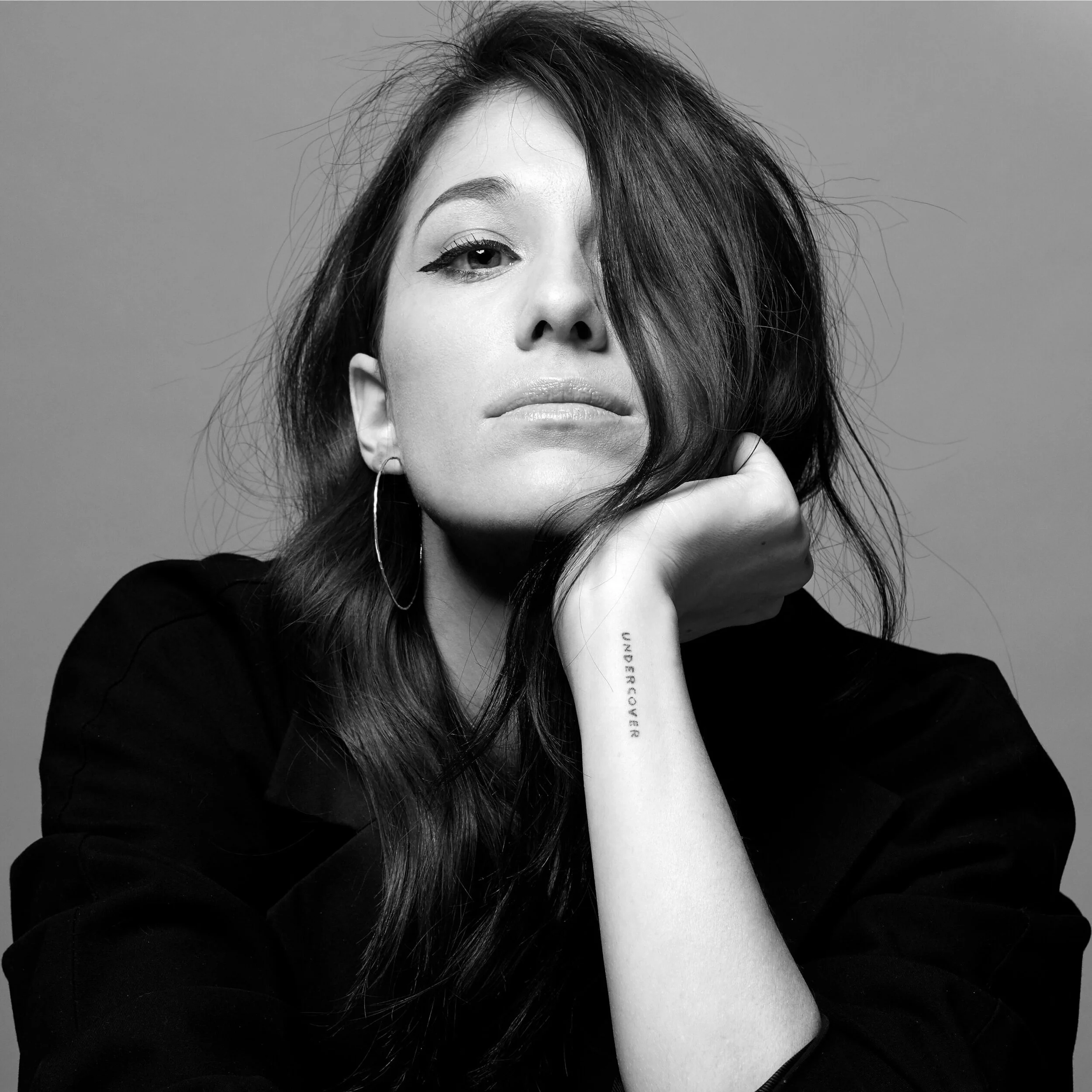 Emi Jeen - 'Holy Water'