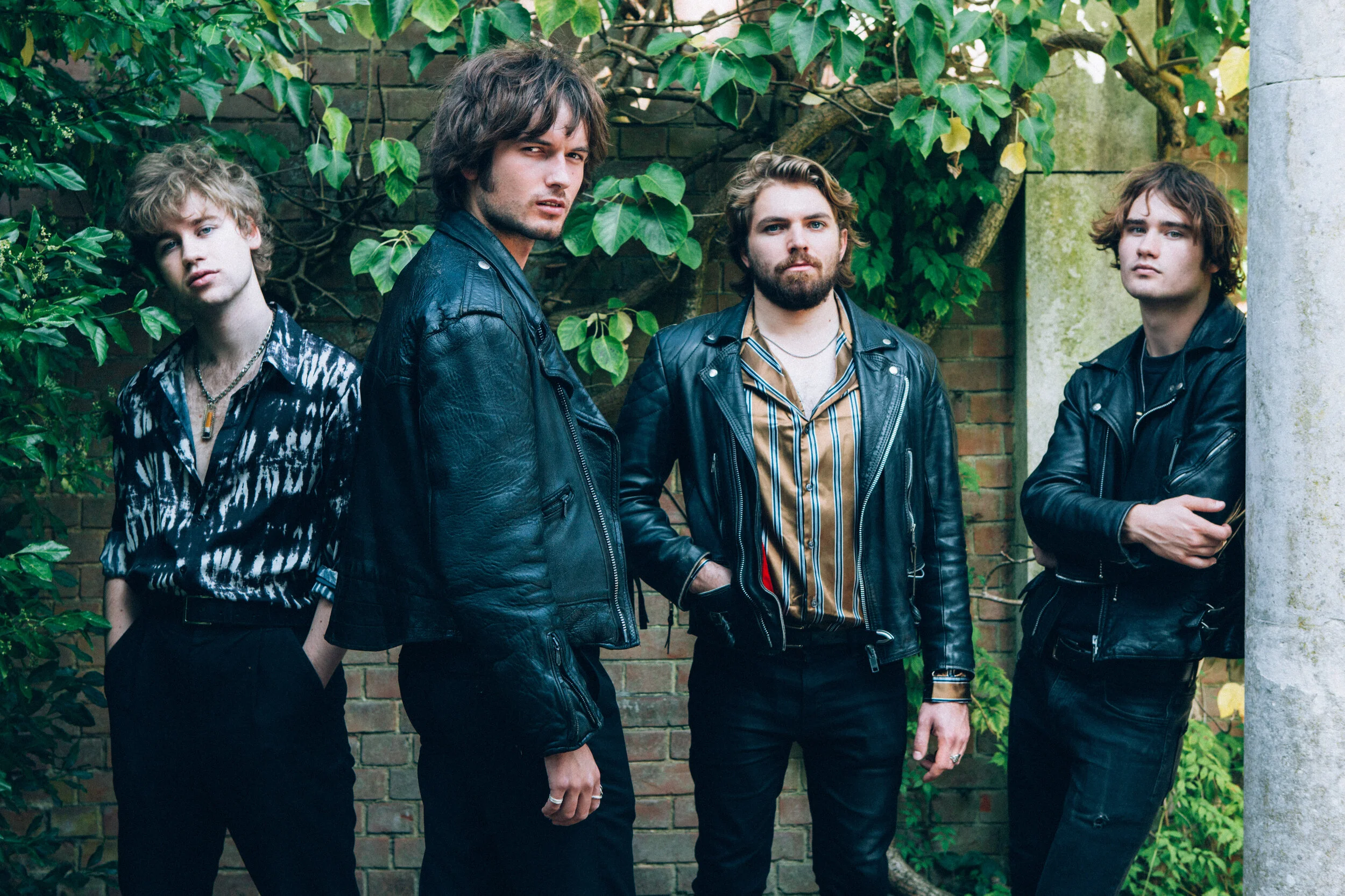 The Velvet Hands - 'Star'