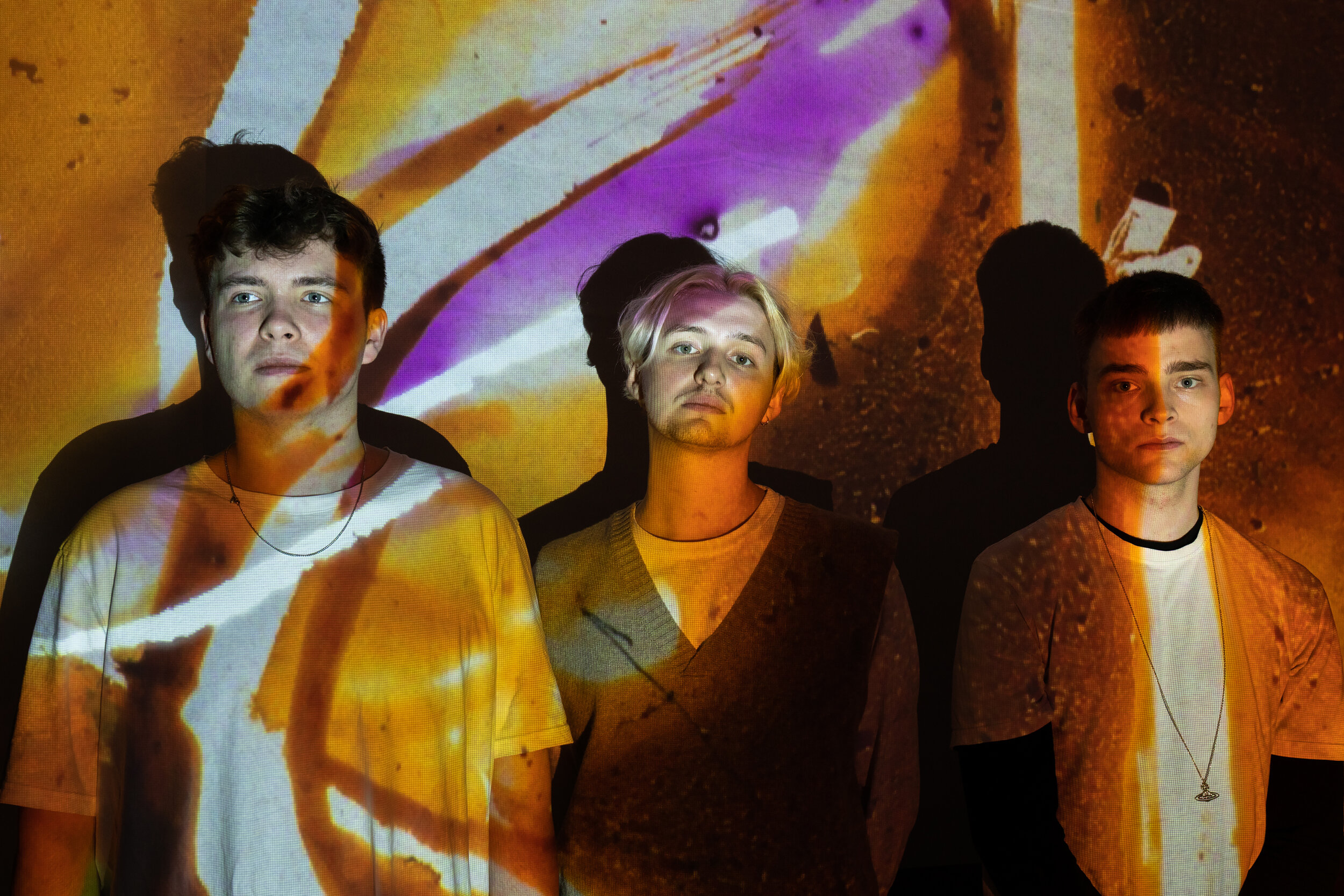 Video Premiere: LELO - 'Faceache'