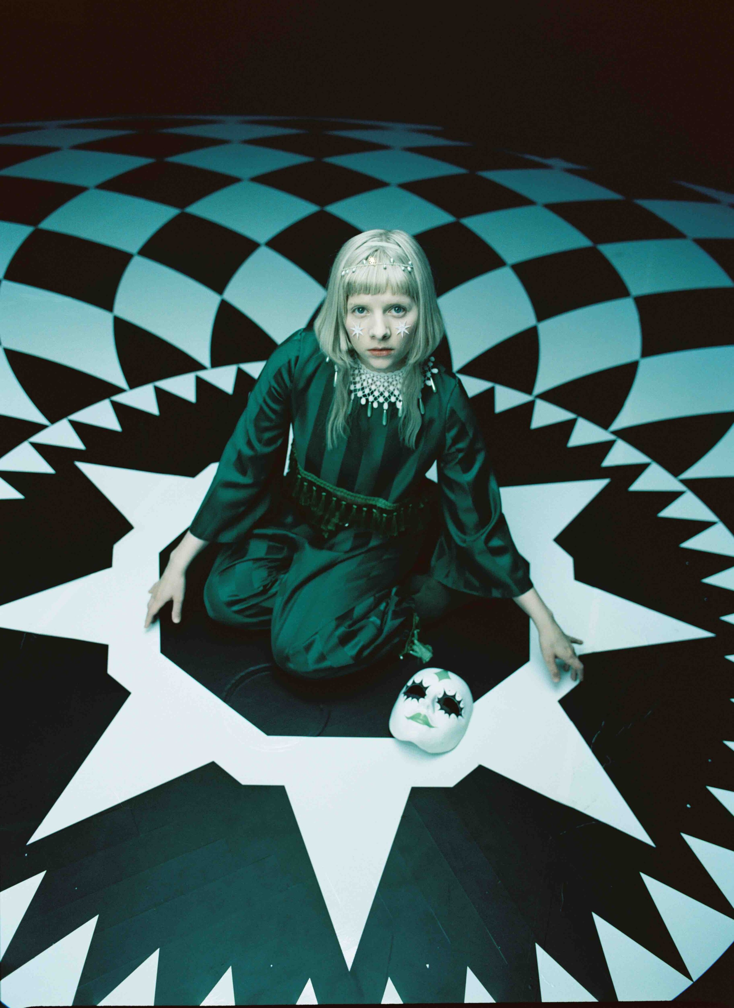  AURORA – 'Cure for me'