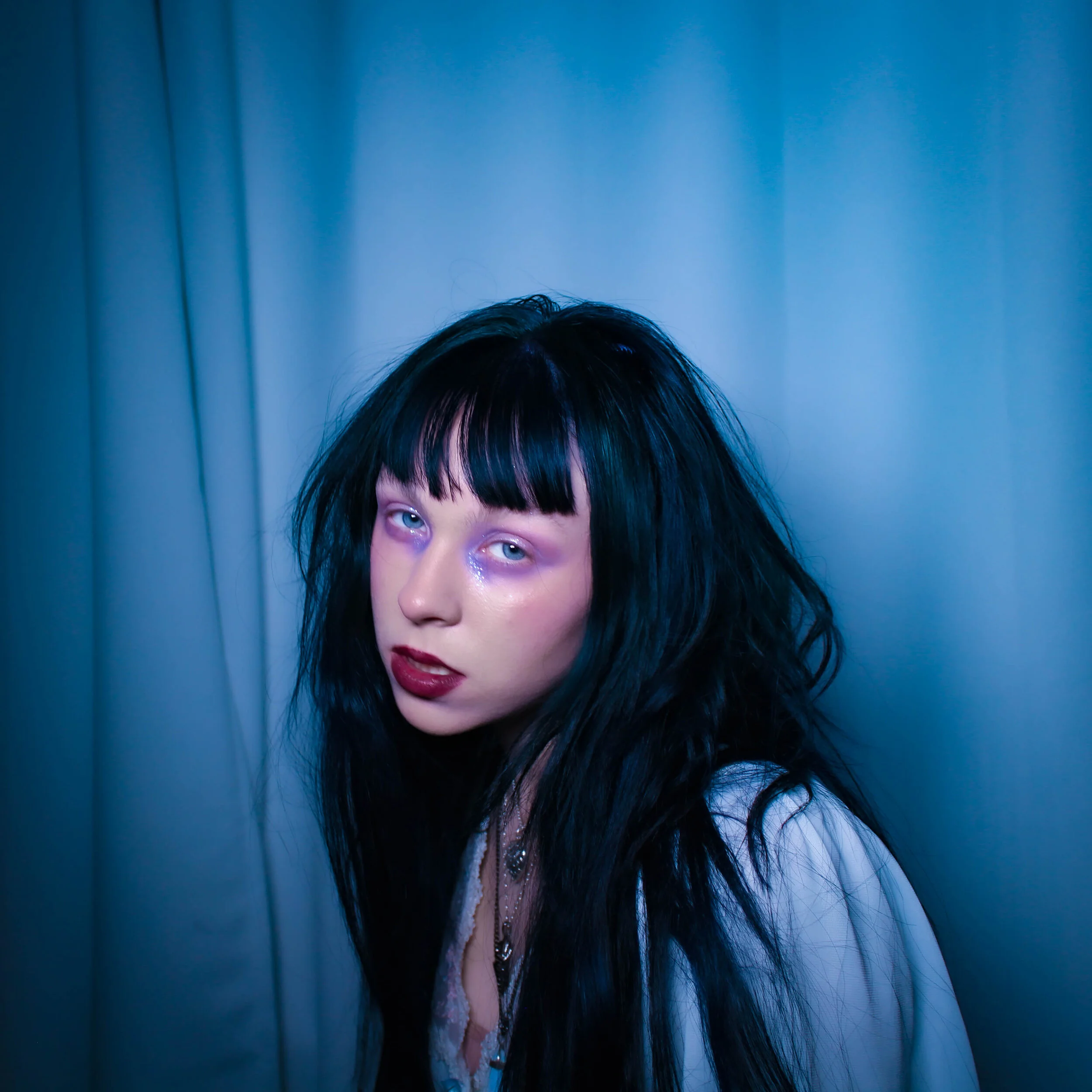 ameliarose - 'NOSEDIVE'