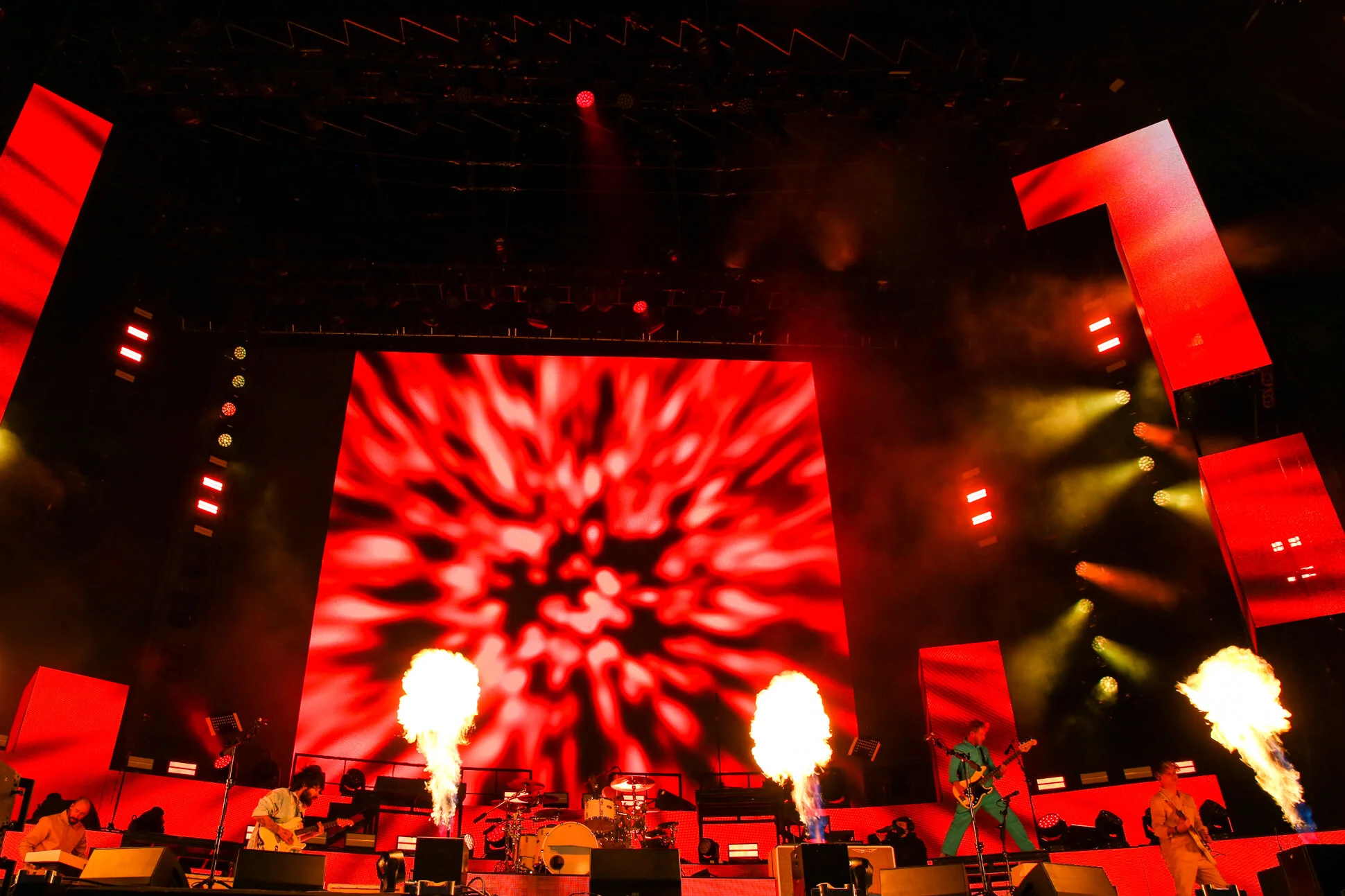 WTHB_LeedsFestivalDay1_BiffyClyro11.jpg