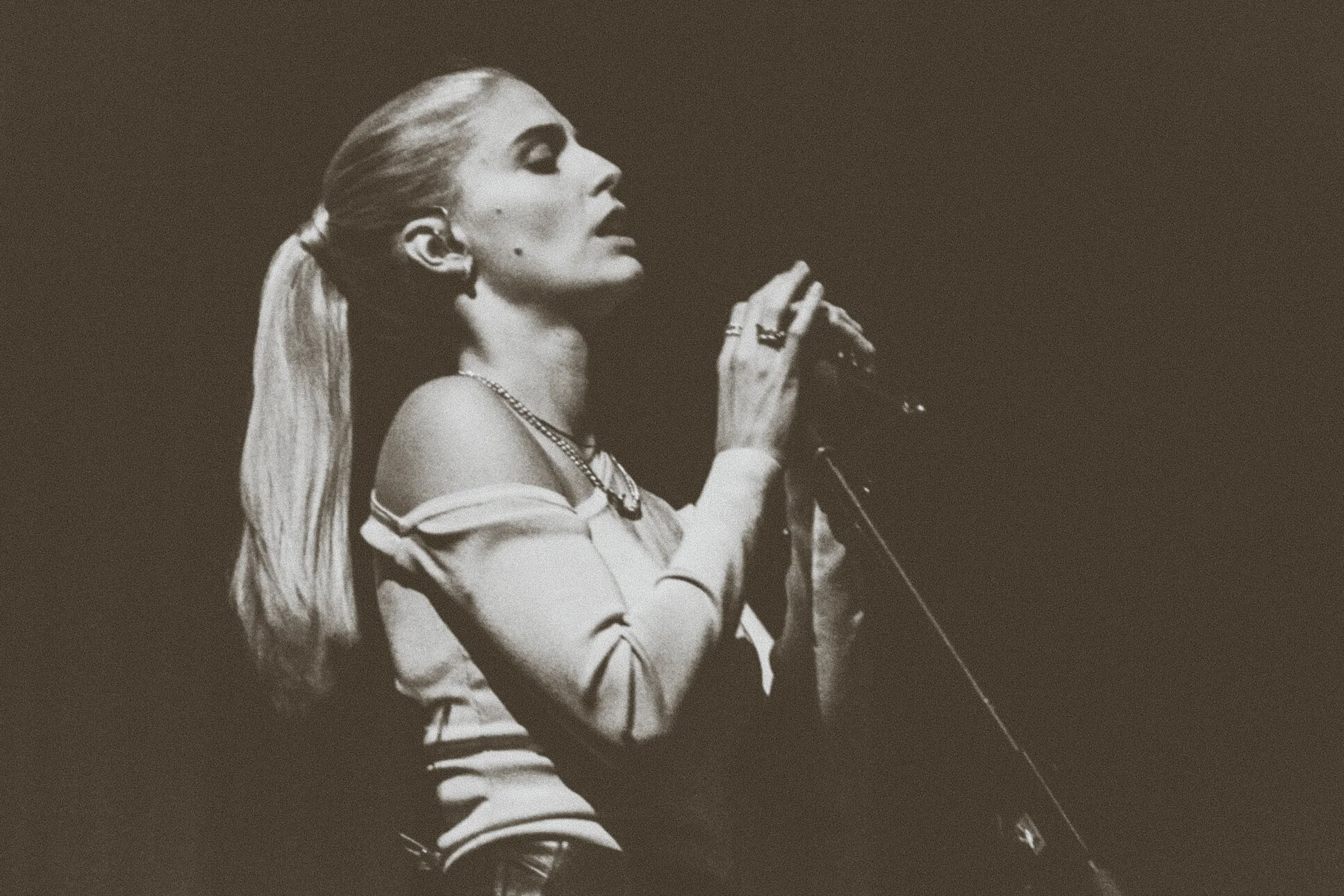 London Grammer - APE Festival - August 2021-17.jpg