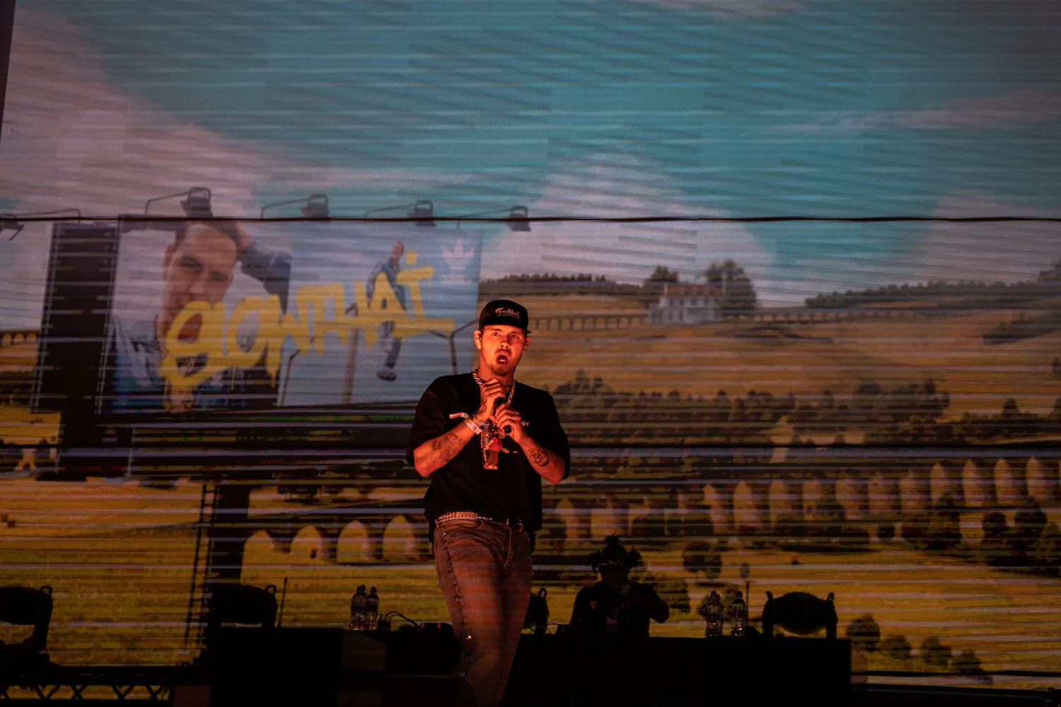 SLOWTHAI_9798.jpg