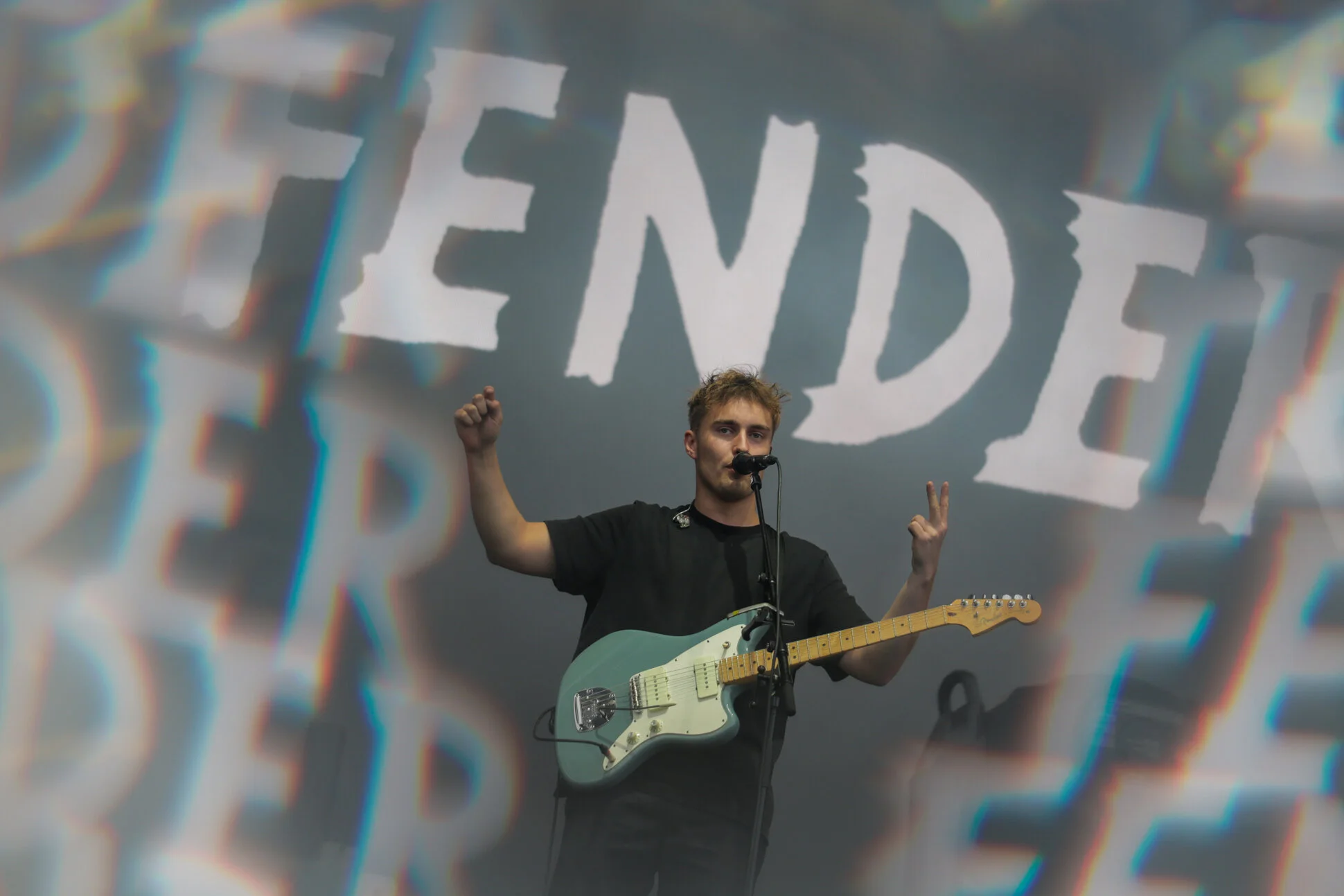 WTHB_LeedsFestivalDay2_Sam Fender-9.jpg