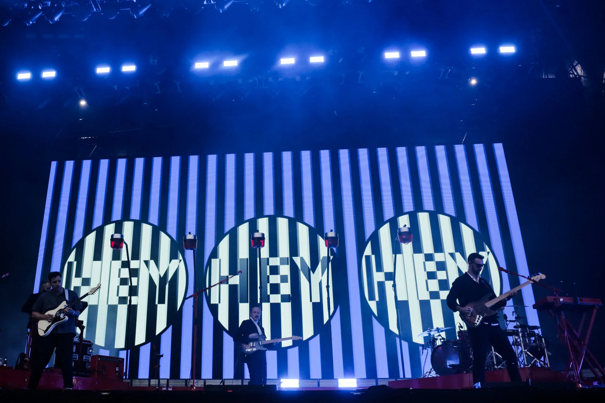 WTHB_LeedsFestivalDay2_TwoDoorCinemaClub-2.jpg