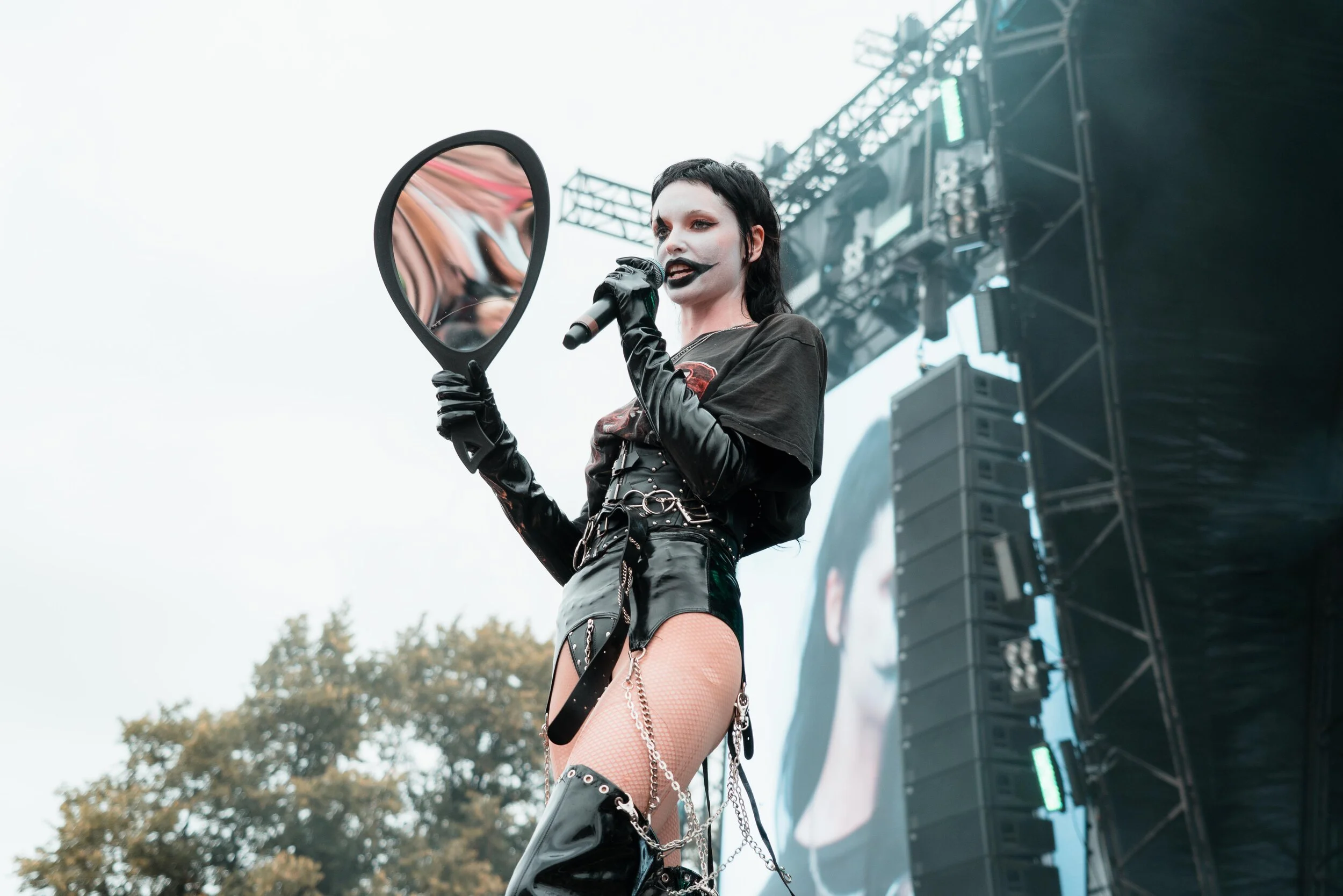 Dana Dentata - Alt-Ldn 2021-12.jpg
