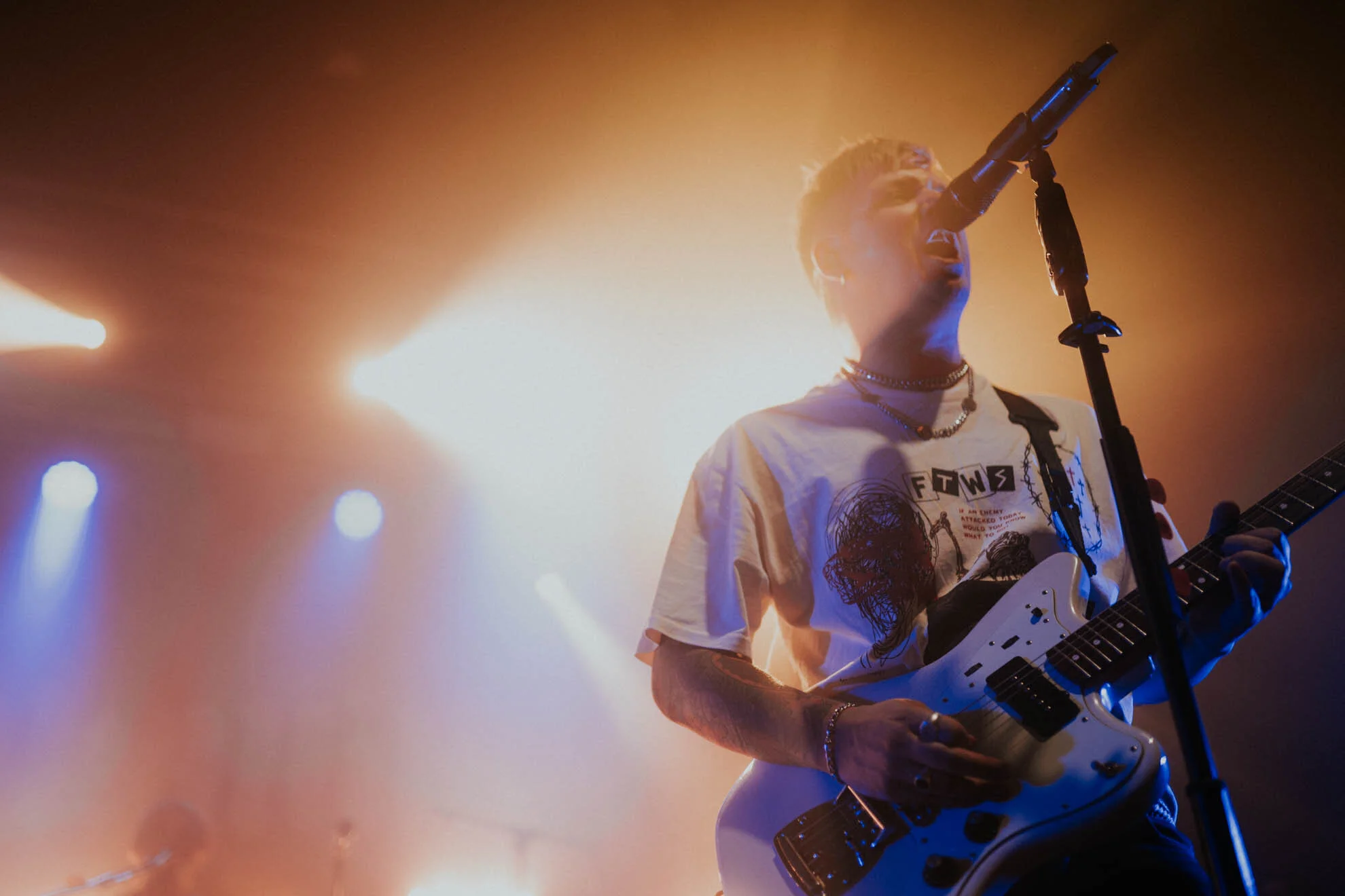 Hot Milk - Manchester Academy - 10-09-21-2.jpg