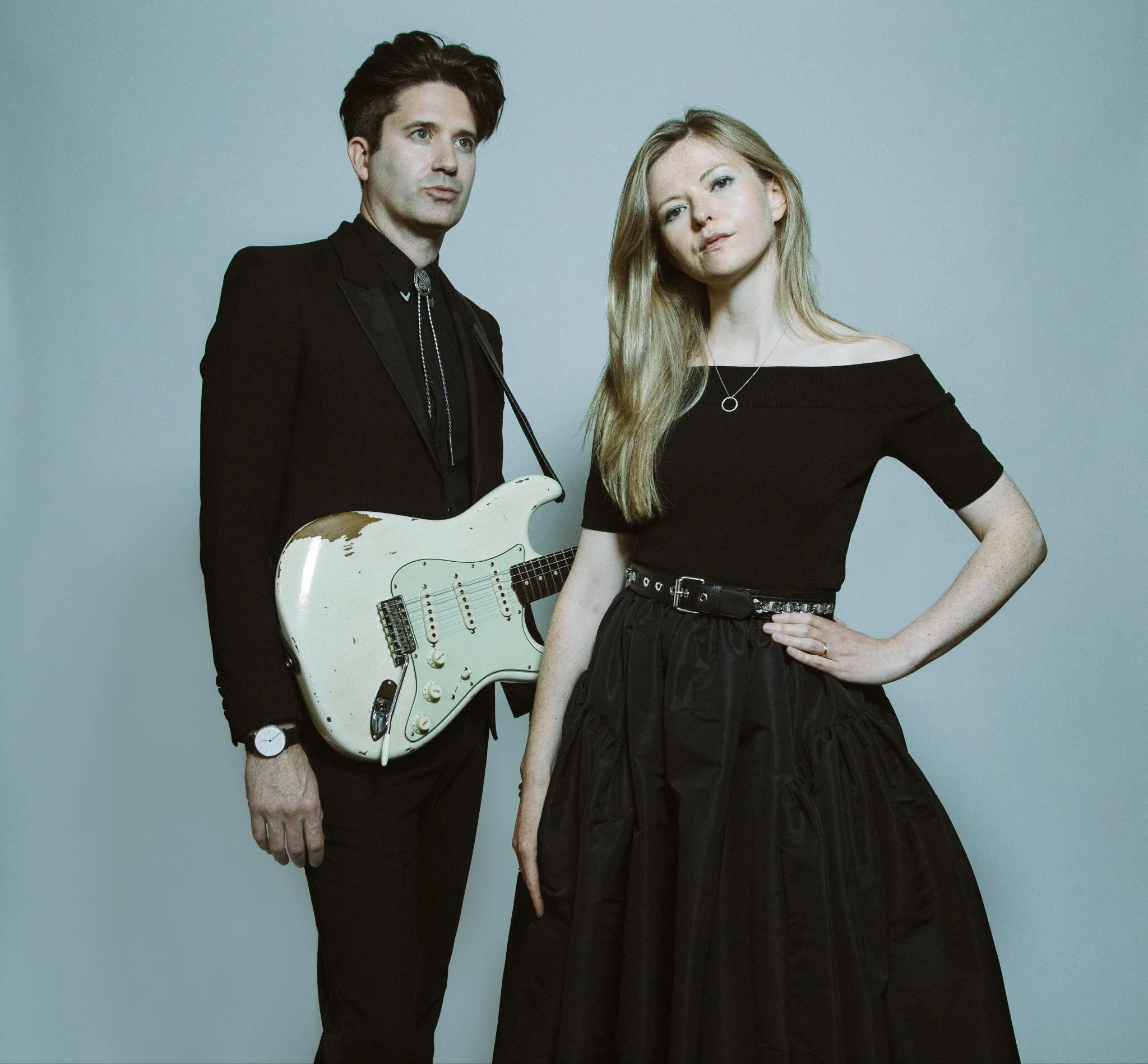 Still Corners - 'Heavy Days' 
