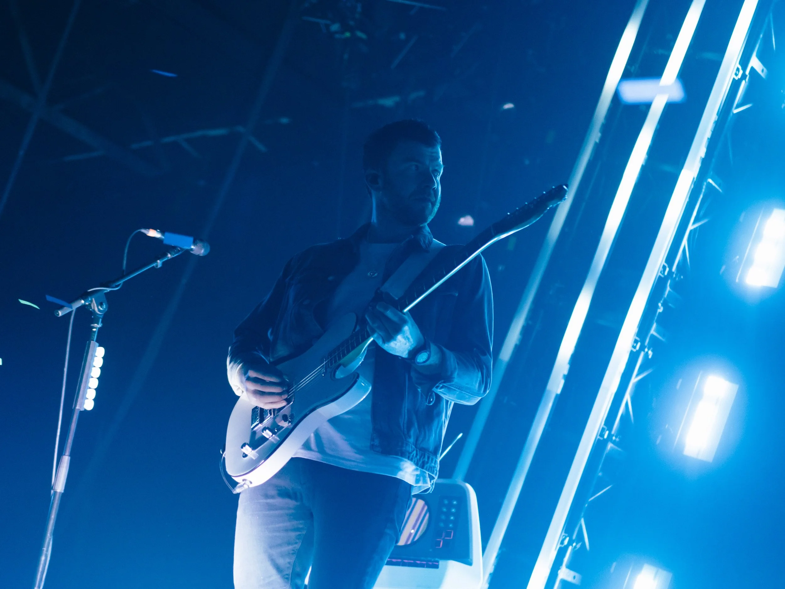 ENTERSHIKARI-01.jpg