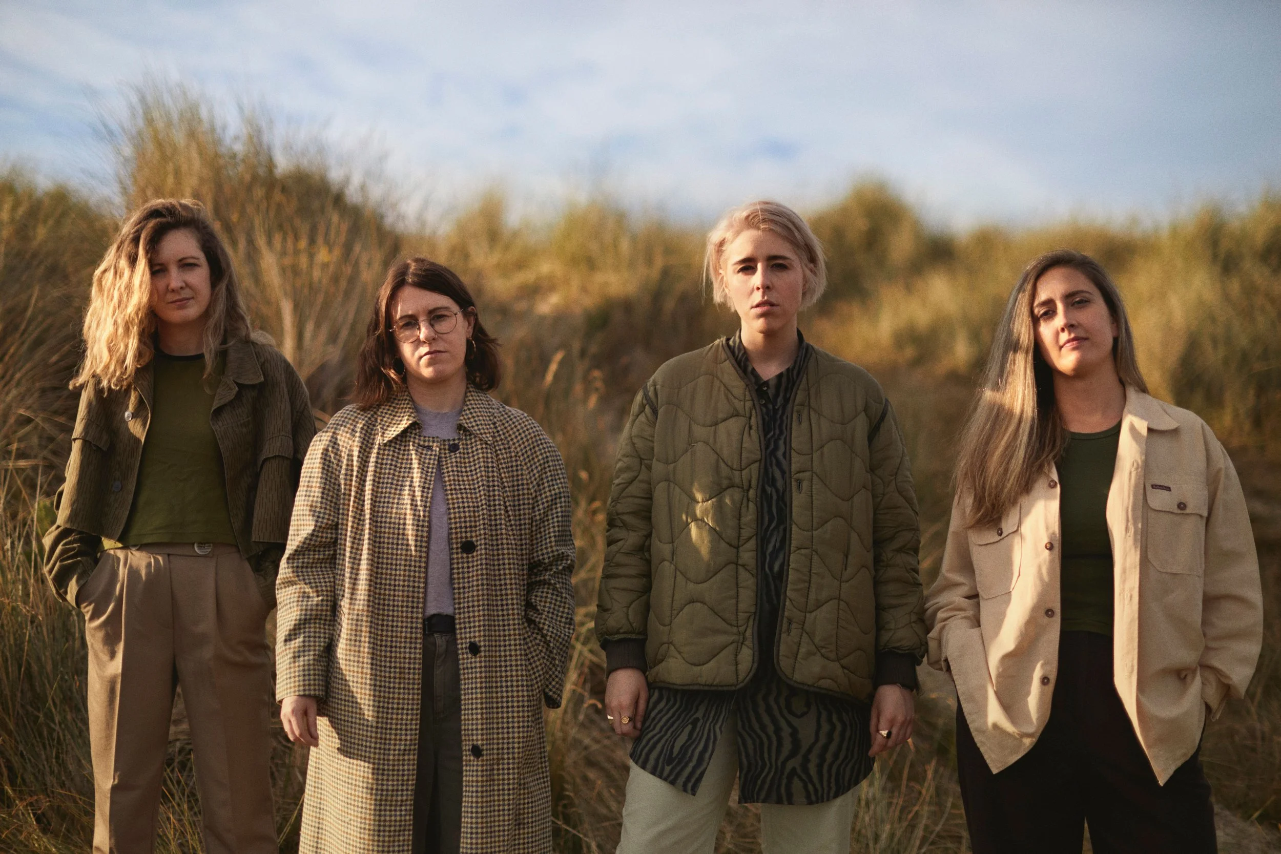 Pillow Queens - 'Be By Your Side'