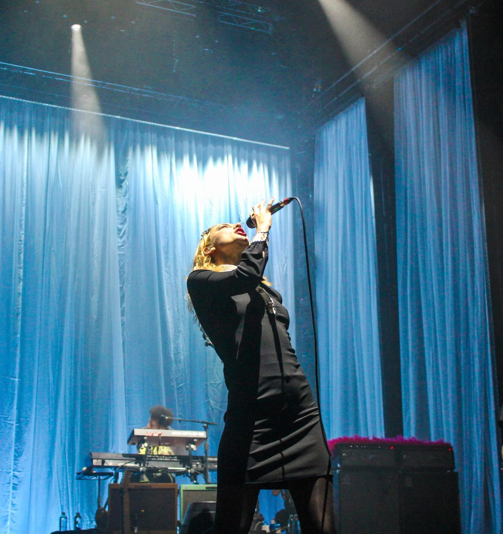 Live Review: Wolf Alice - O2 Apollo, Manchester 03/03/2022