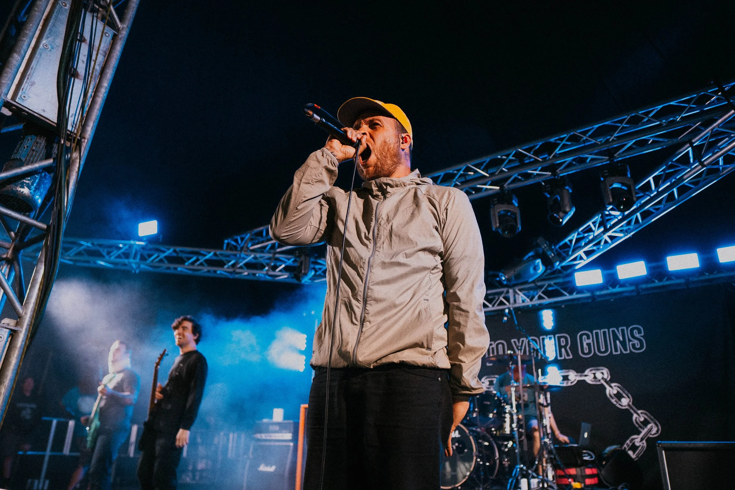 Stick To Your Guns - 2000Trees 2022 -1.jpg