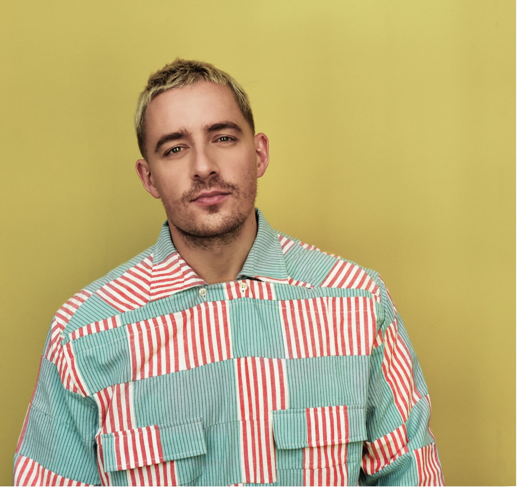 Dermot Kennedy – ‘Kiss Me’