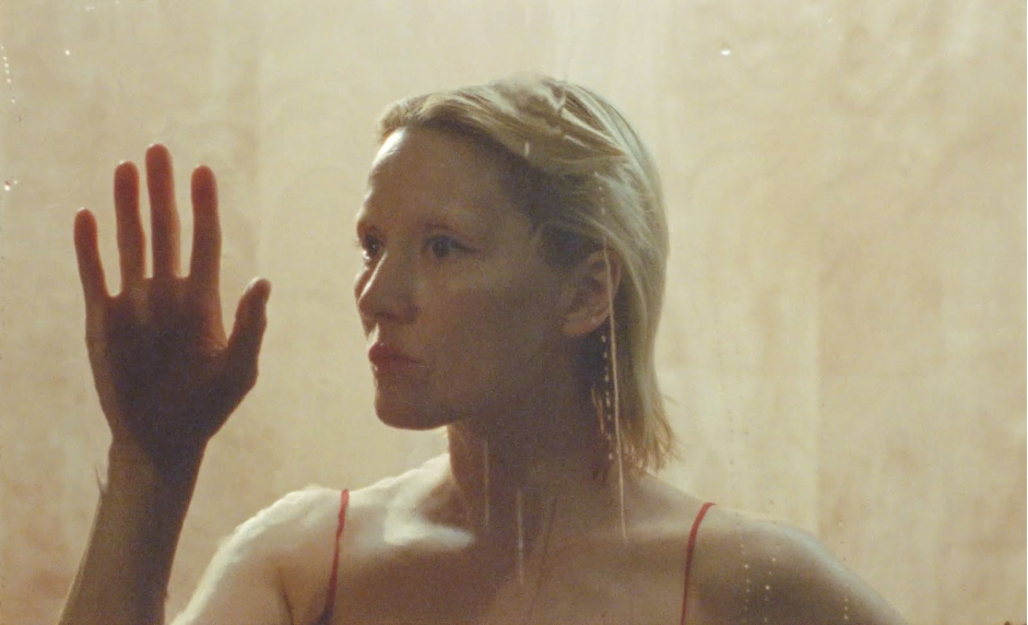 Cate Le Bon - 'Typical Love'