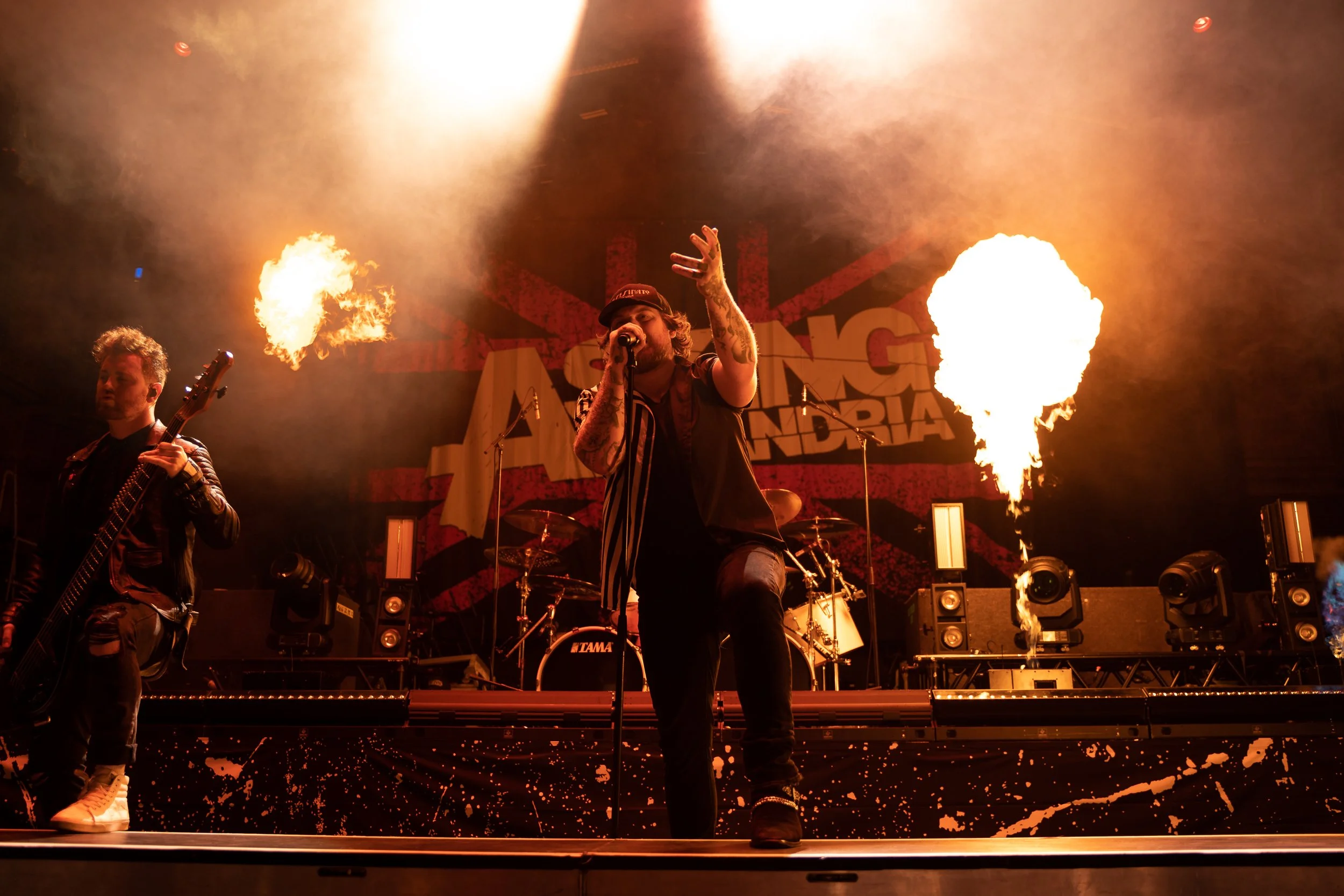 Asking Alexandria-02apollo-27-11-22-12.jpg