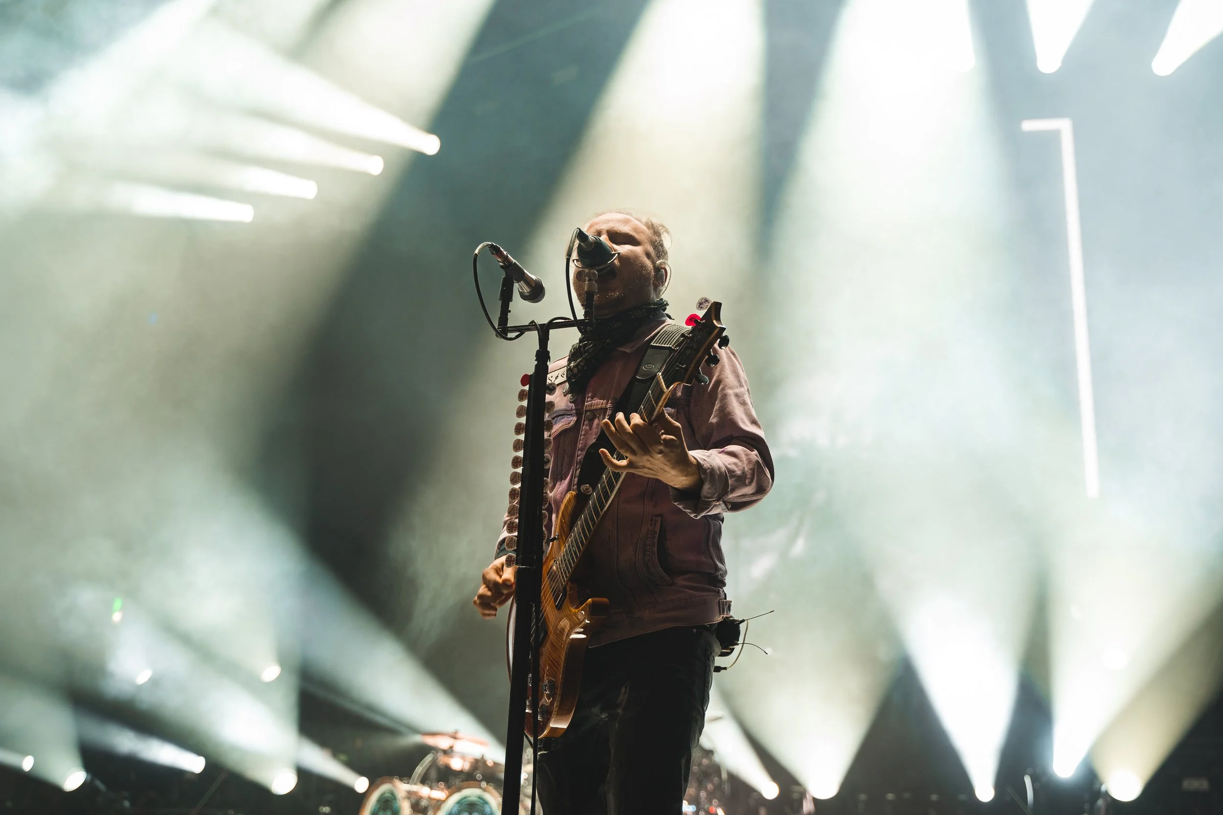 Shinedown - 02apollo - 27-11-22.jpg