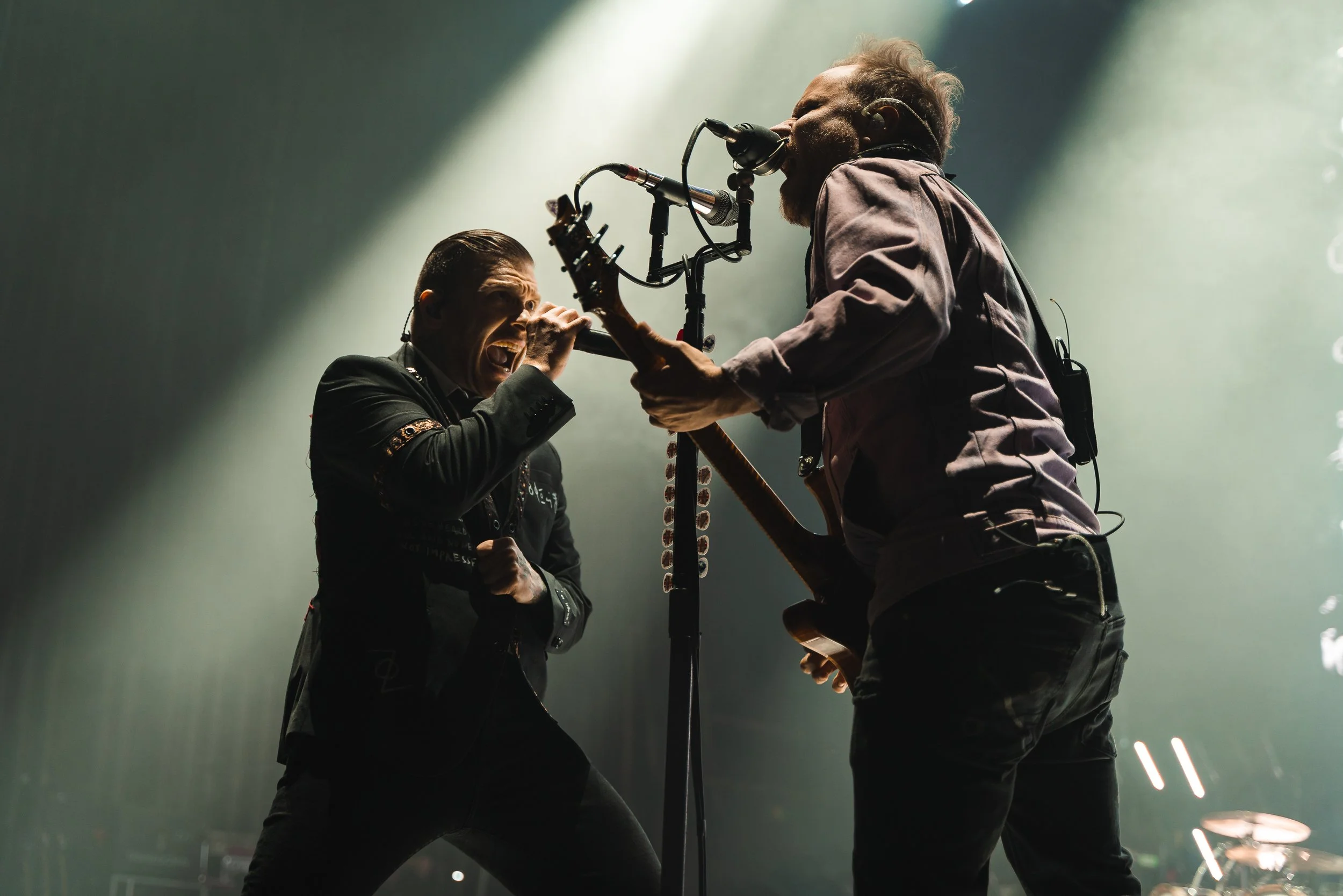 Shinedown - 02apollo - 27-11-22-2.jpg
