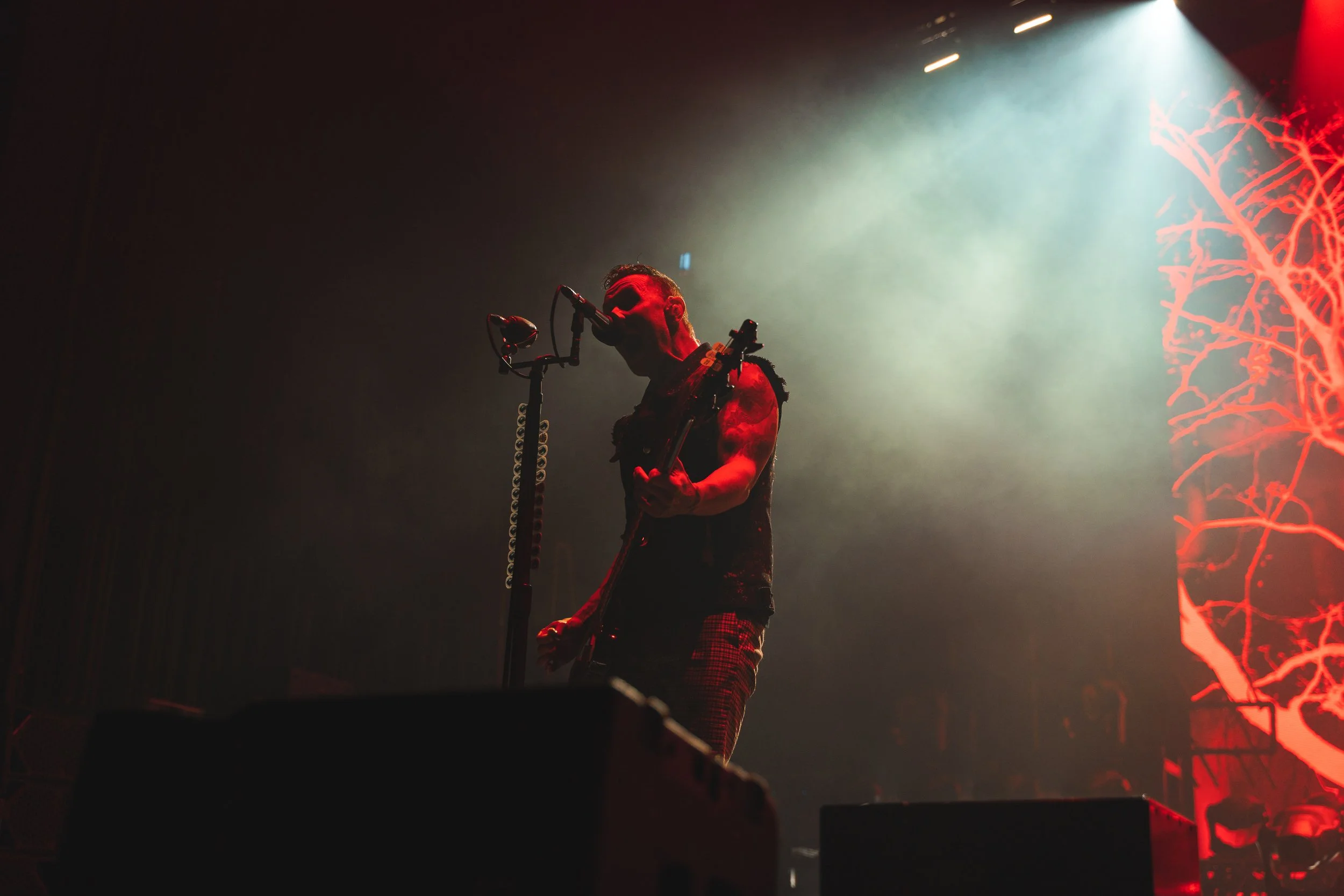 Shinedown - 02apollo - 27-11-22-10.jpg