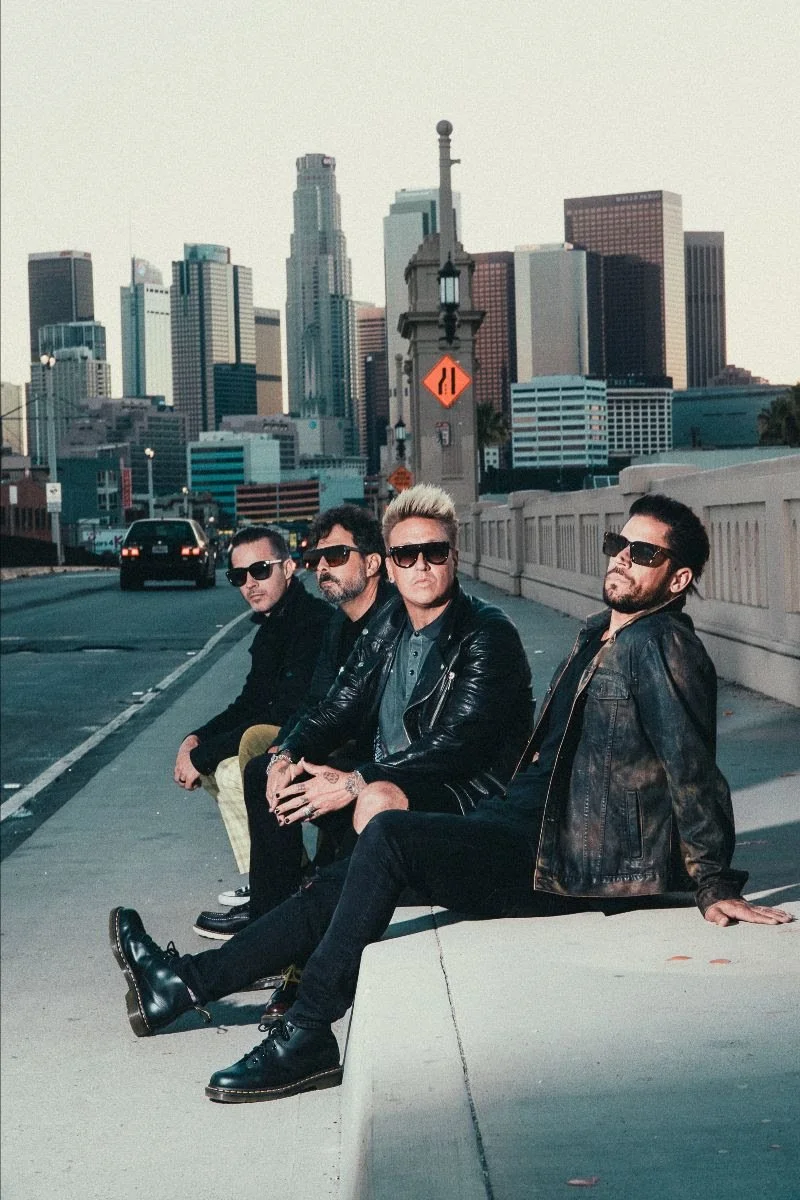 Papa Roach Ft Beartooth - 'Cut the Line'