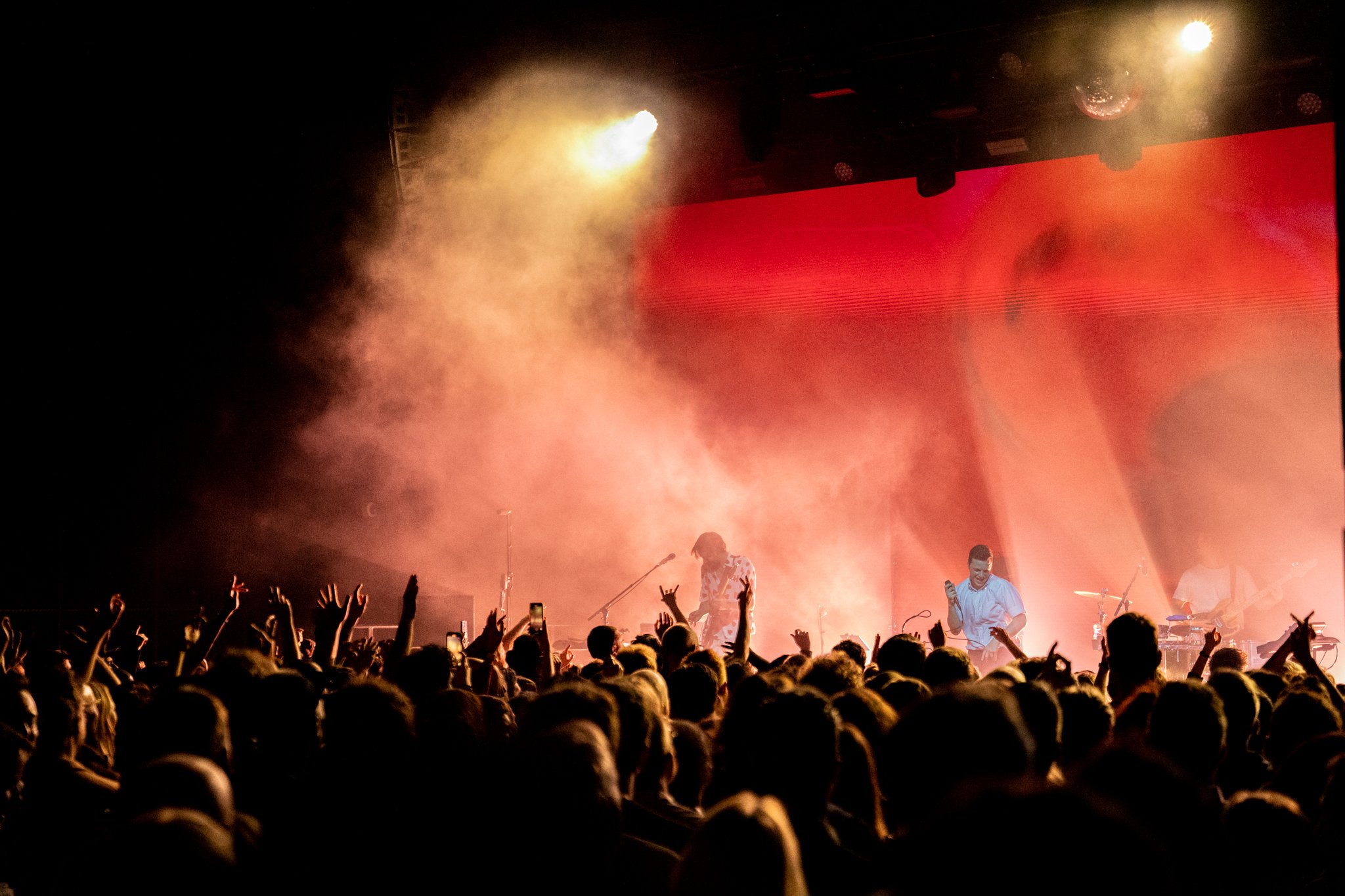 FRIENDLYFIRES-05.jpg