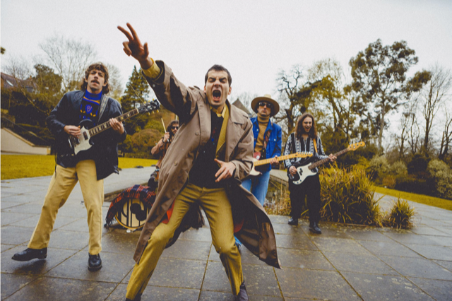 The Gulps - 'Surrender'