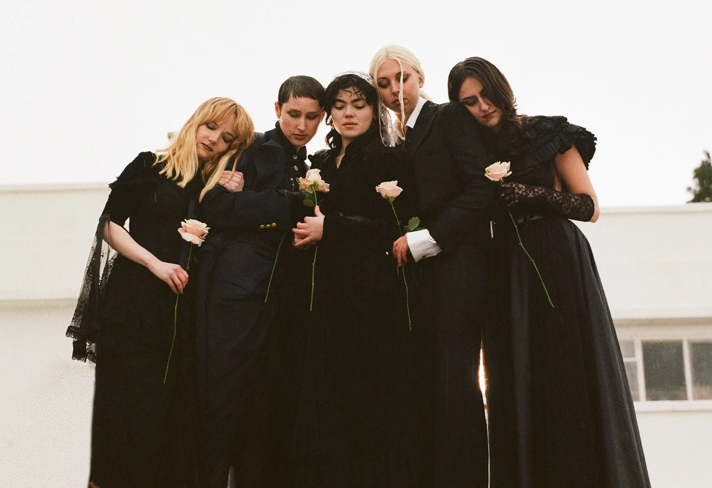 The Last Dinner Party - 'Nothing Matters'