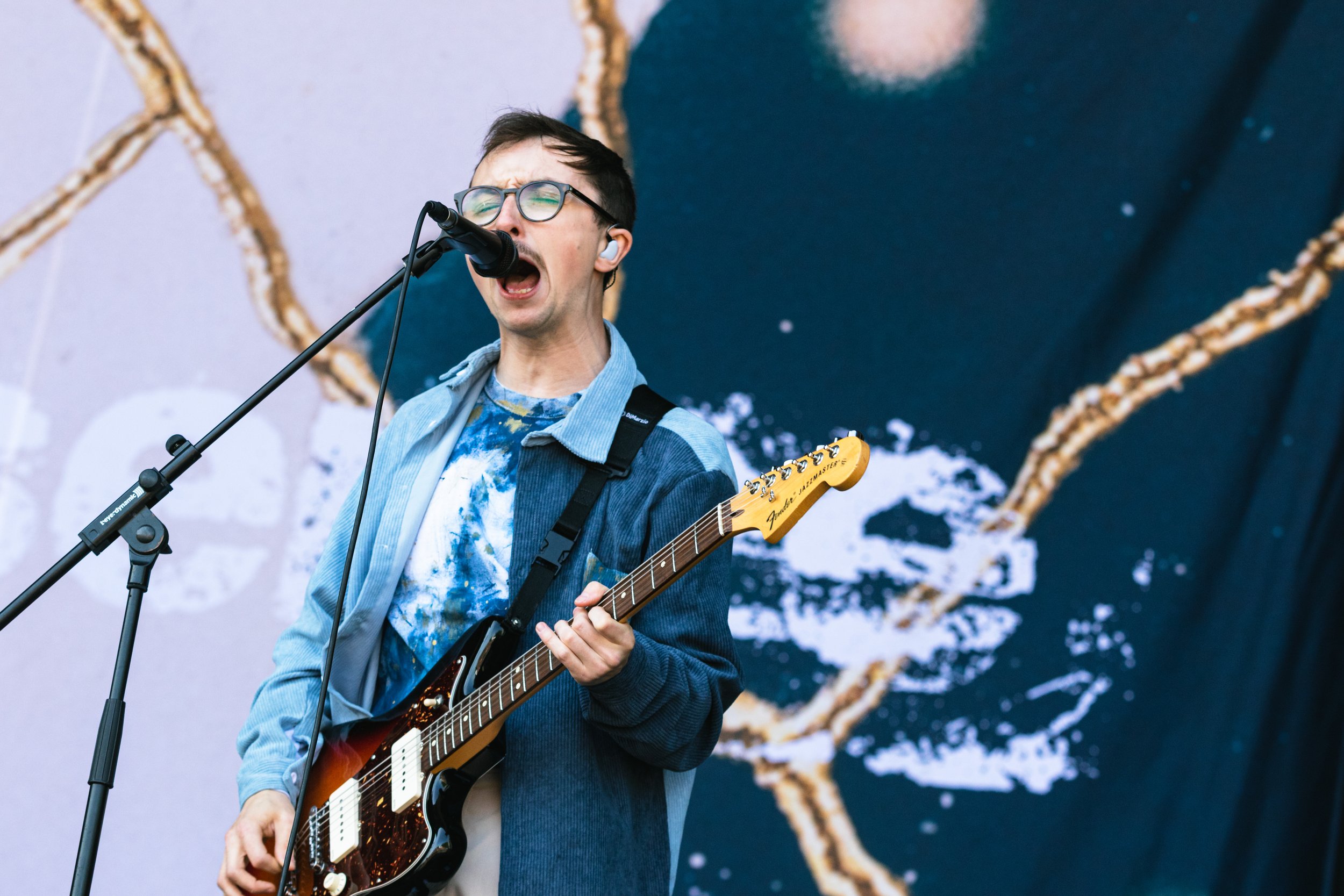 23-05-27.06-Holding Absence_SamStrutt_05.JPG