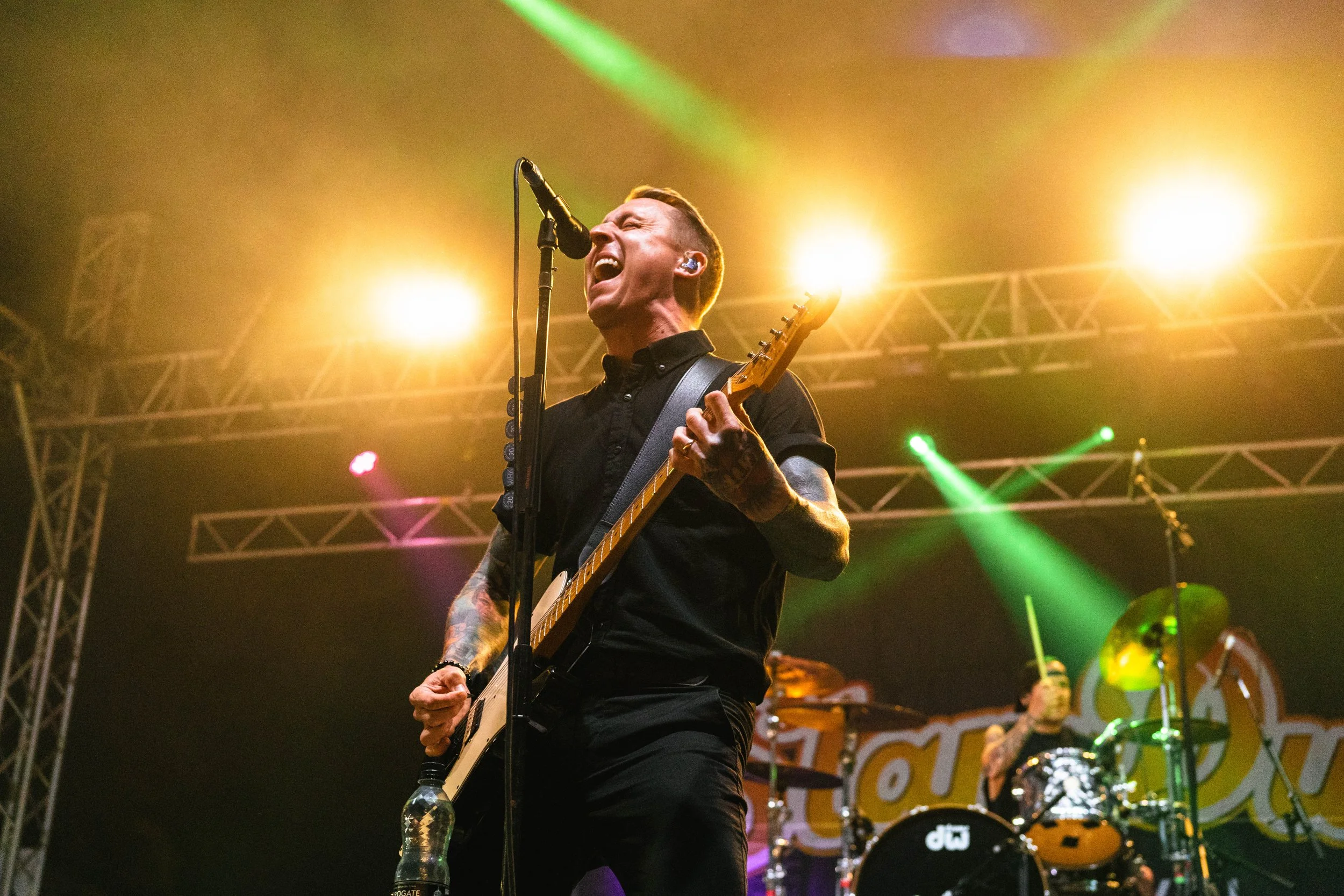 23-05-27.16-Yellowcard_SamStrutt_13.JPG