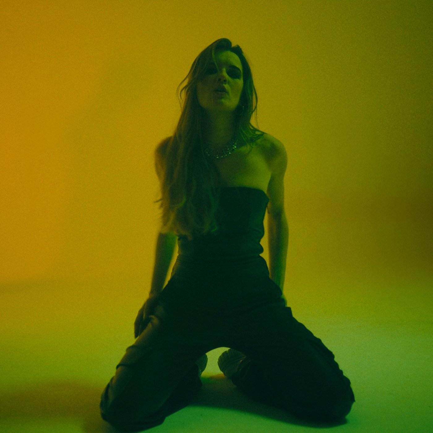 Chloe Ann – ‘Trophy Girlfriend’