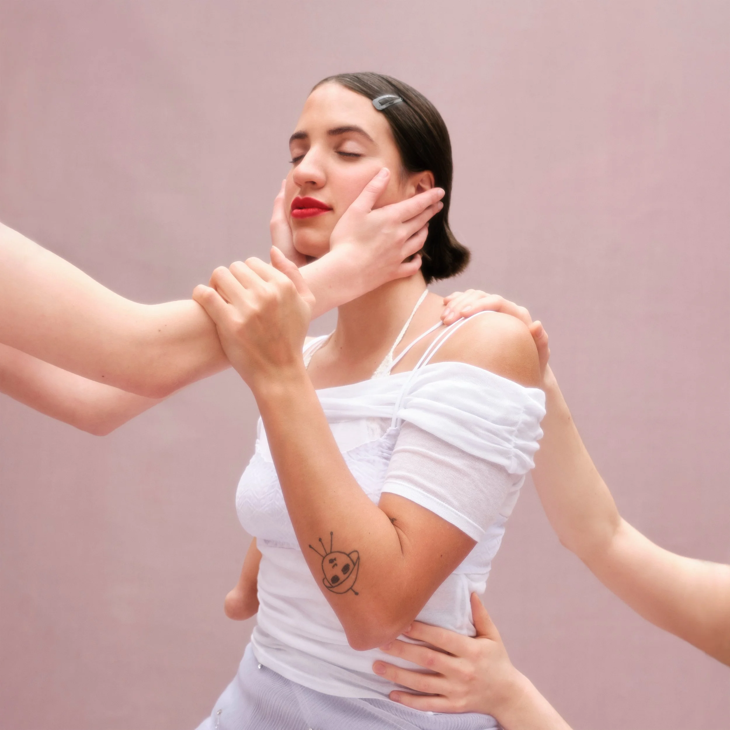 EP Review: Victoria Canal - 'Well Well'