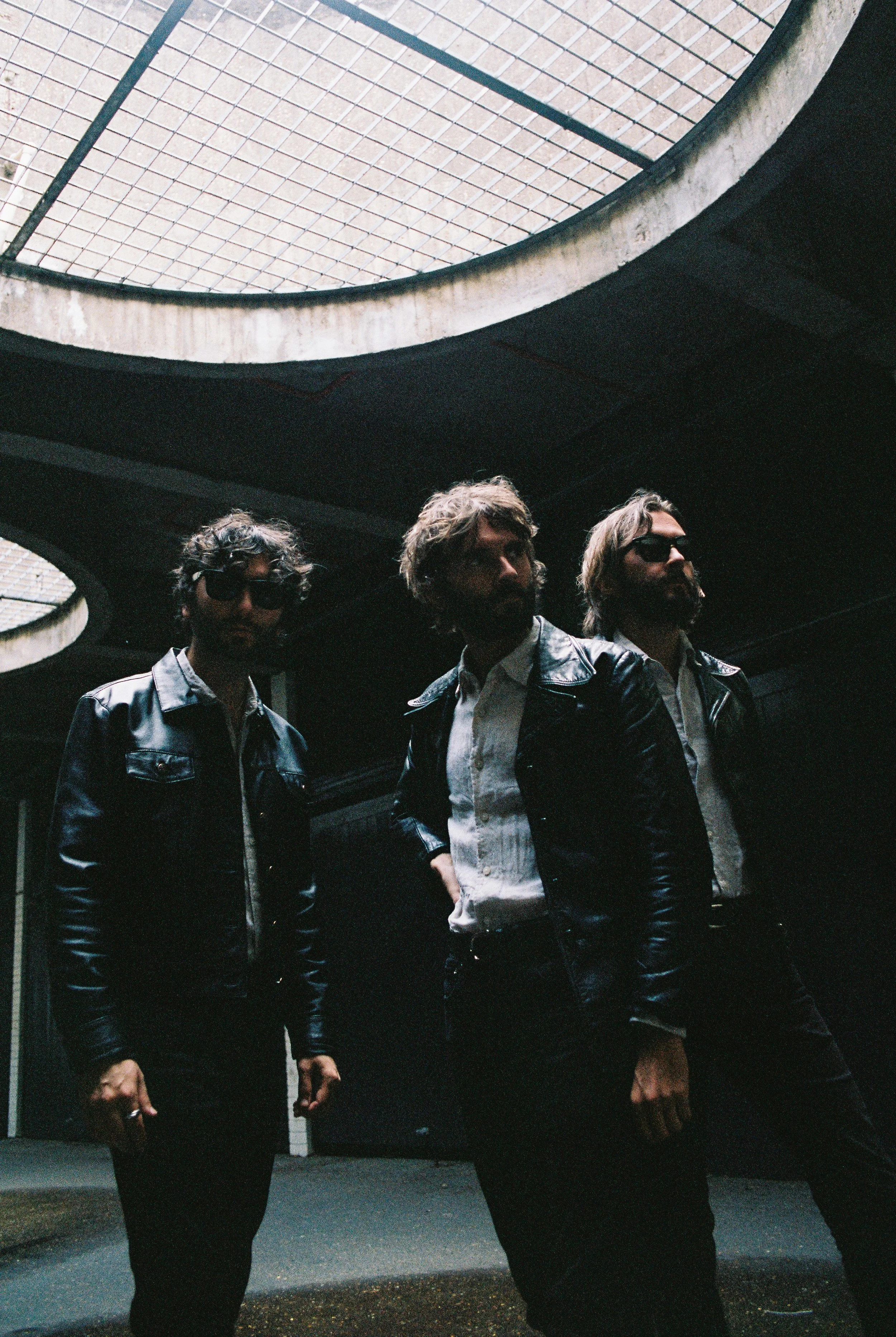 CloseUp // Track of the Month #16 - The Family Rain - ‘It Aint Easy Being Mean’