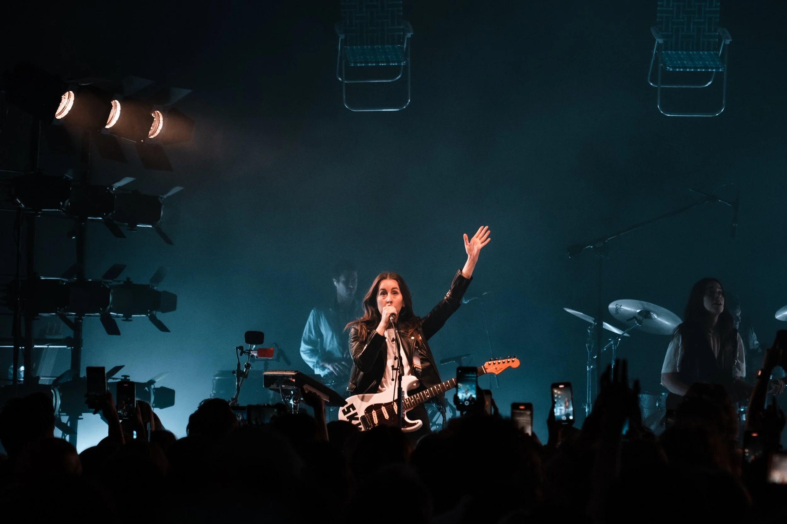 HAIM O2 Shepherd's Bush Empire-02050.jpg