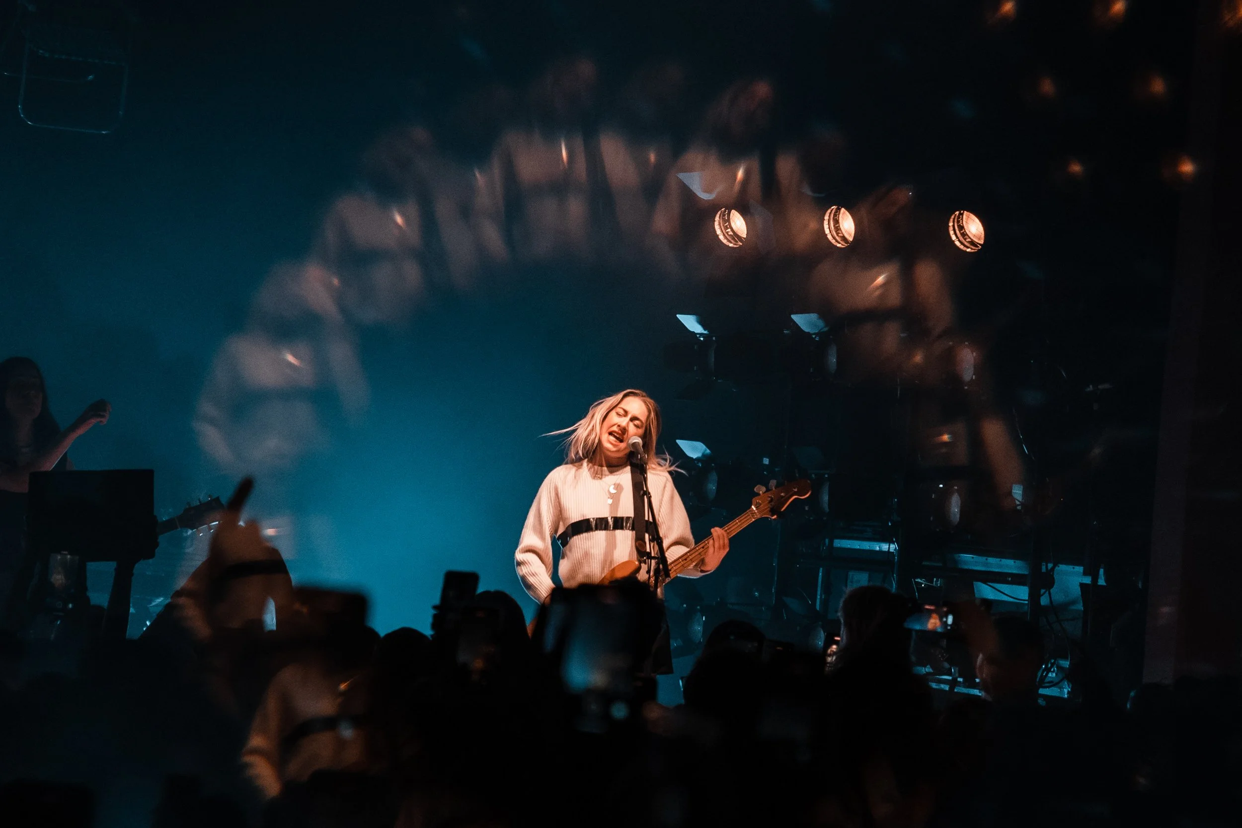 HAIM O2 Shepherd's Bush Empire-02079.jpg