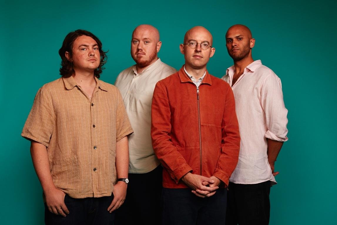 Bombay Bicycle Club - 'Turn the World On'