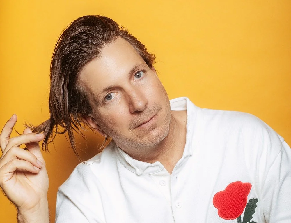 Poolside - 'We Could Be Falling In Love'