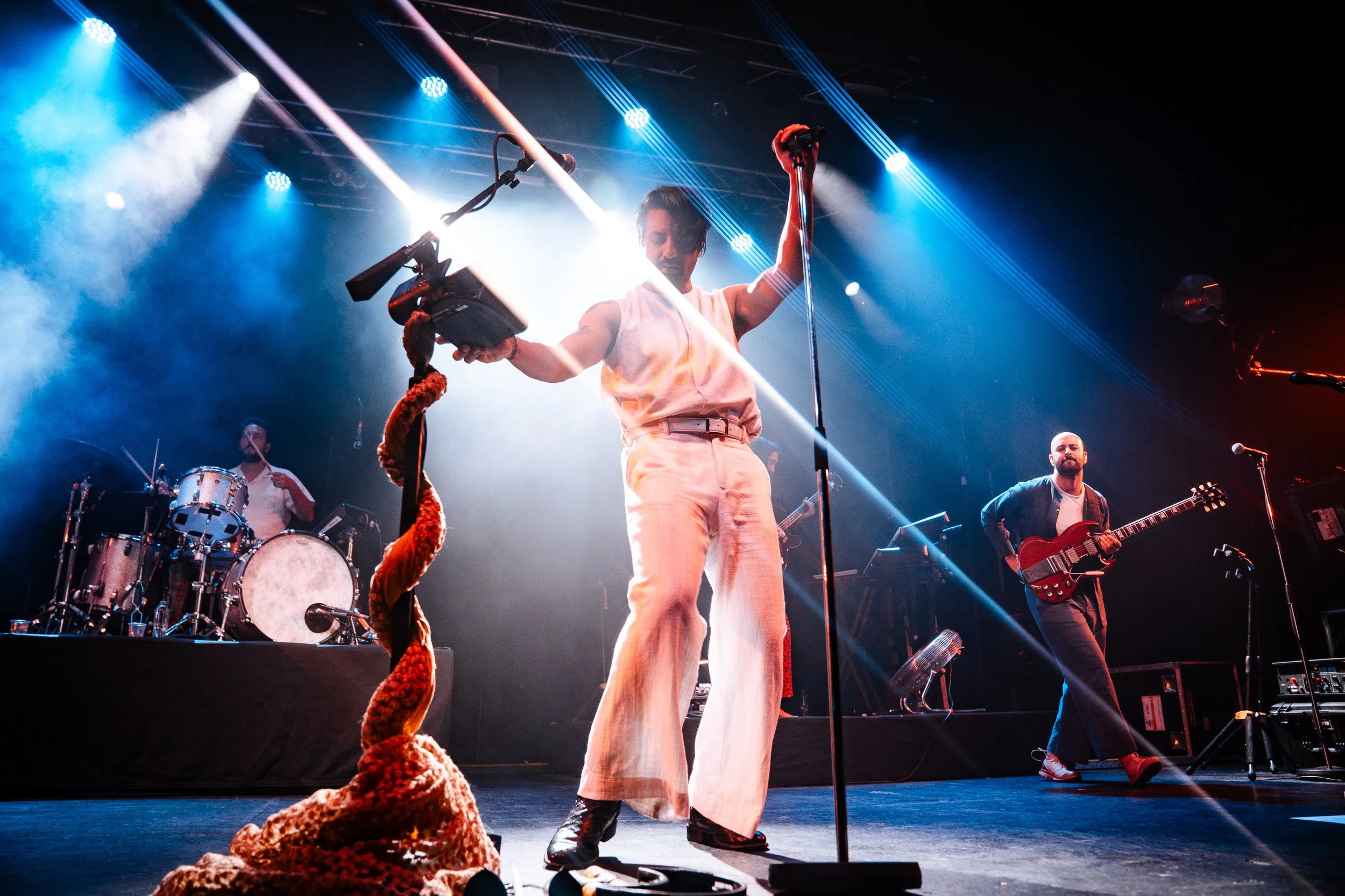 Young the Giant Electric Brixton-09504.jpg