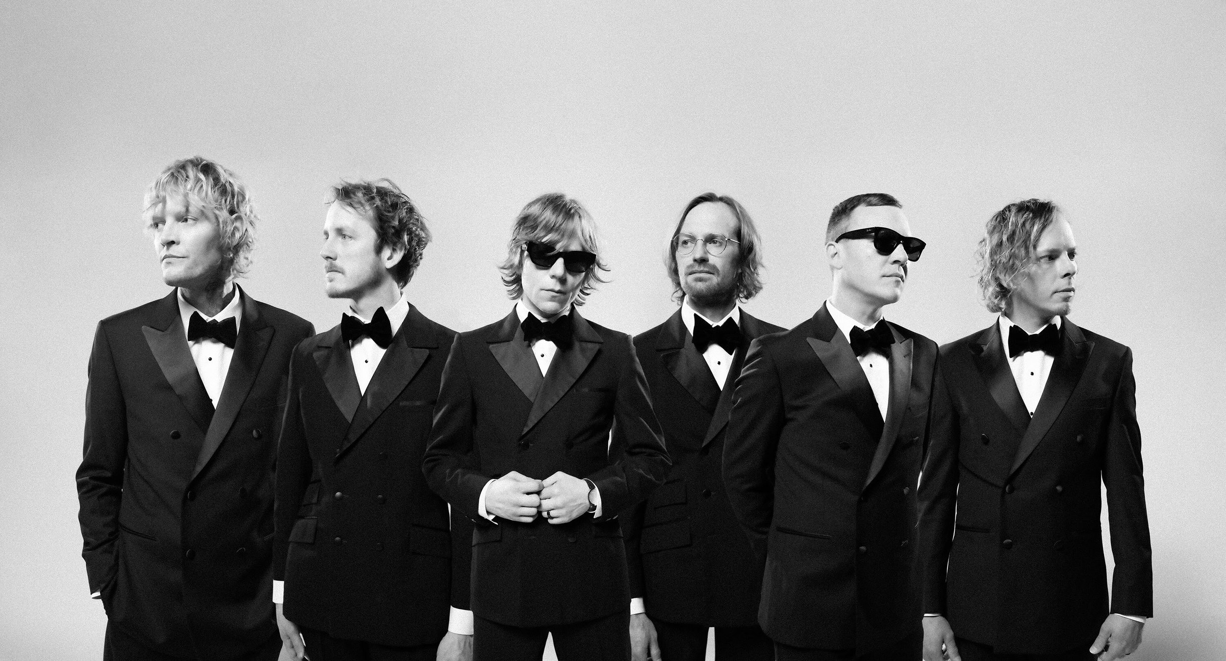 Cage The Elephant - 'Out Loud'