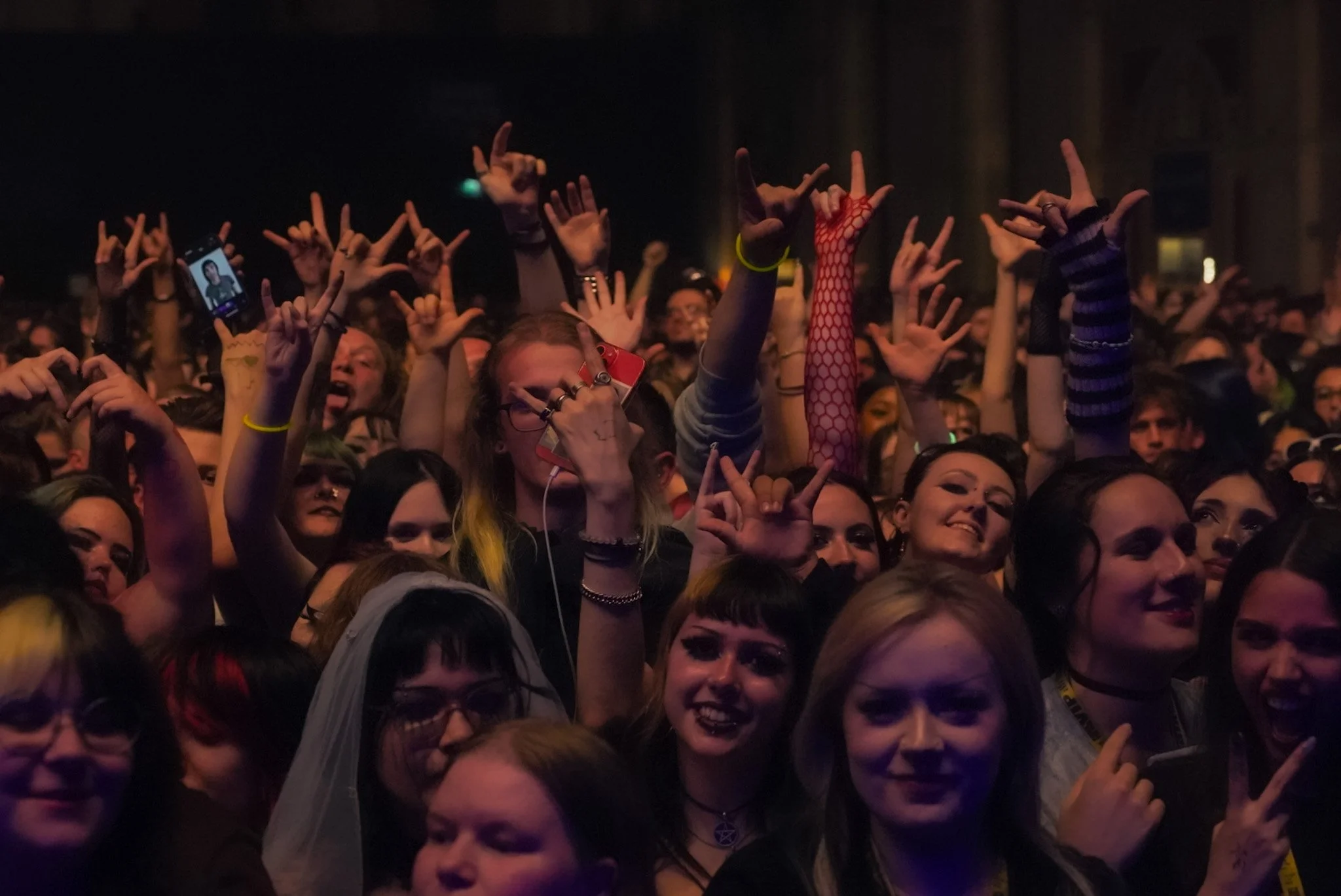 Piercetheveil6.JPG